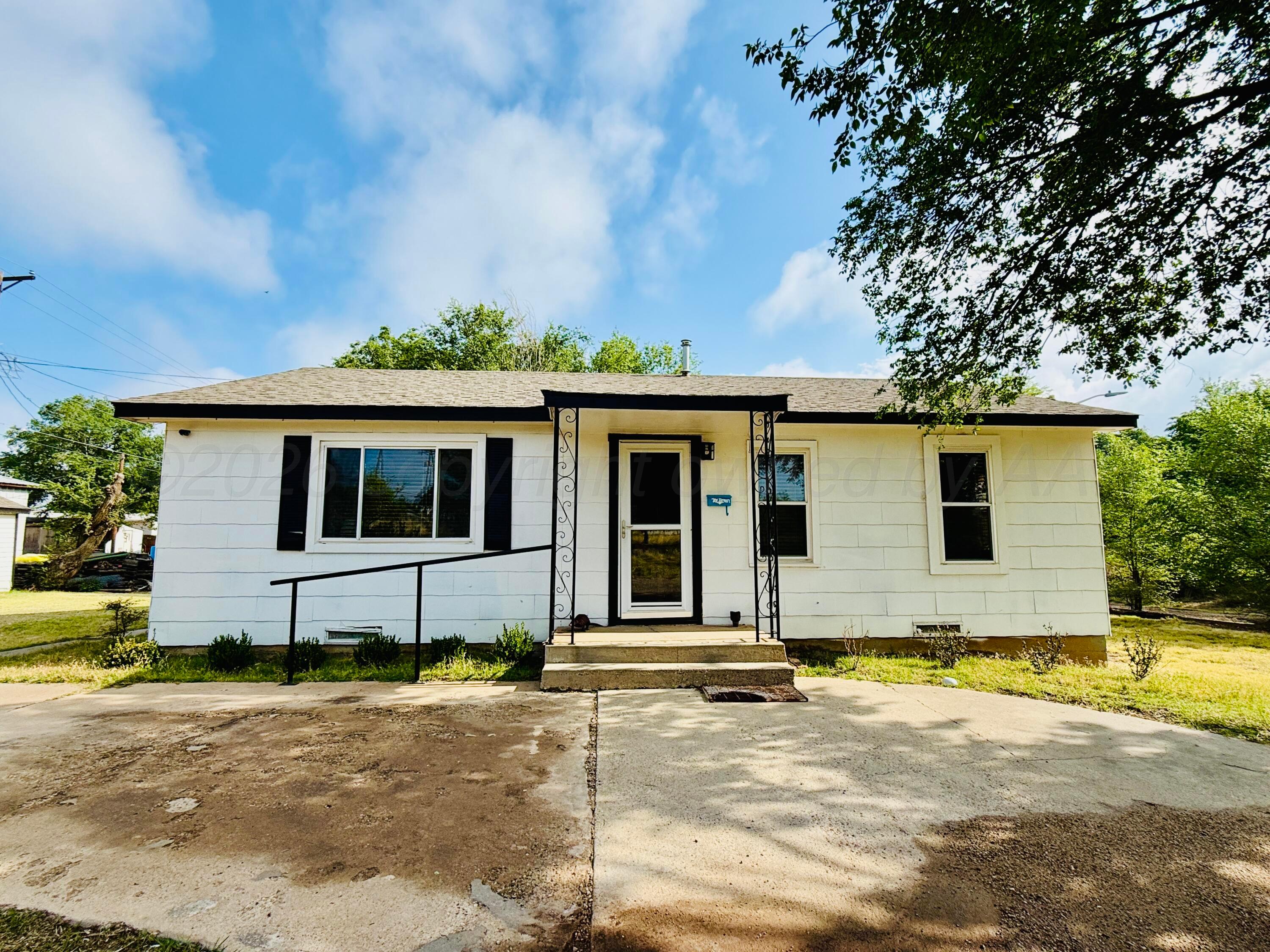 701 Brain Street Property Photo 2