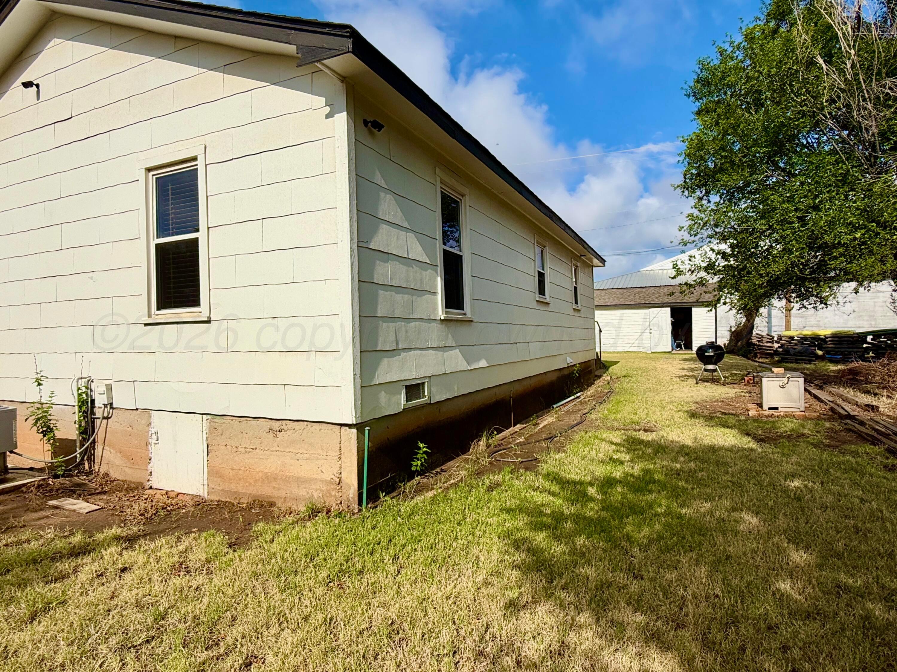 701 Brain Street Property Photo 6