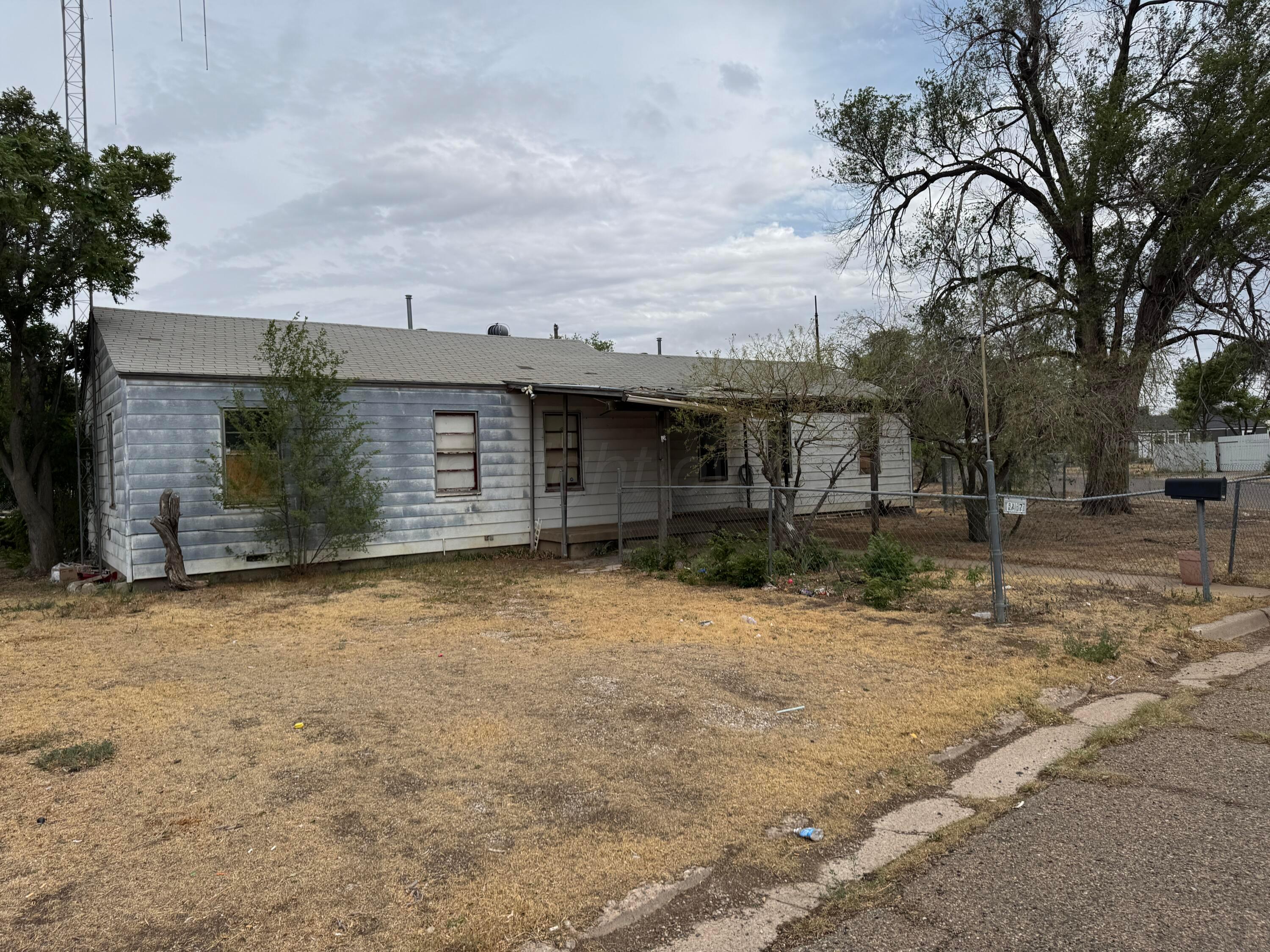1407 Carter Street Property Photo 1