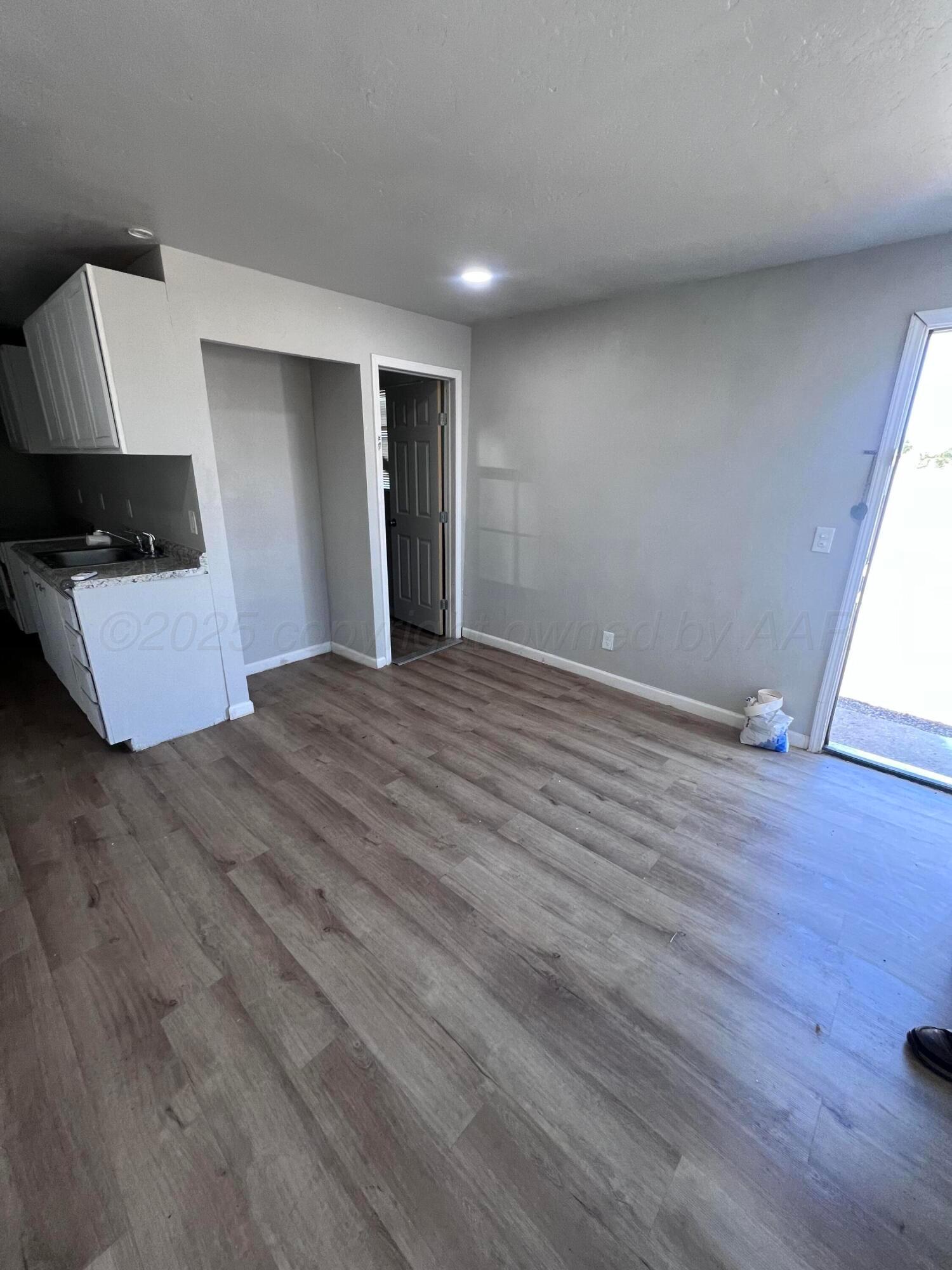 106 Ne 11th Avenue Property Photo 10