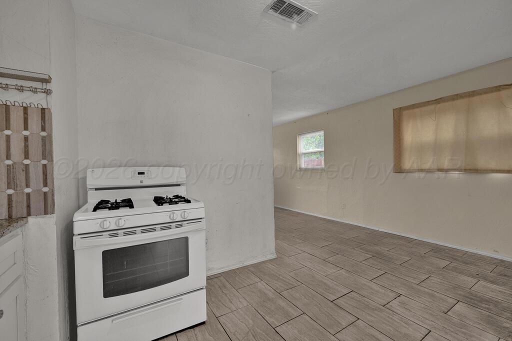 1324 Bluebell Street Property Photo 7