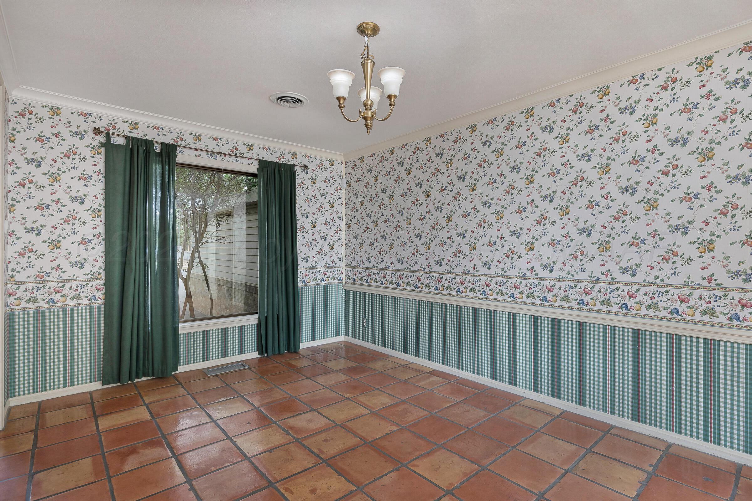 1213 S Bryan Street Property Photo 11