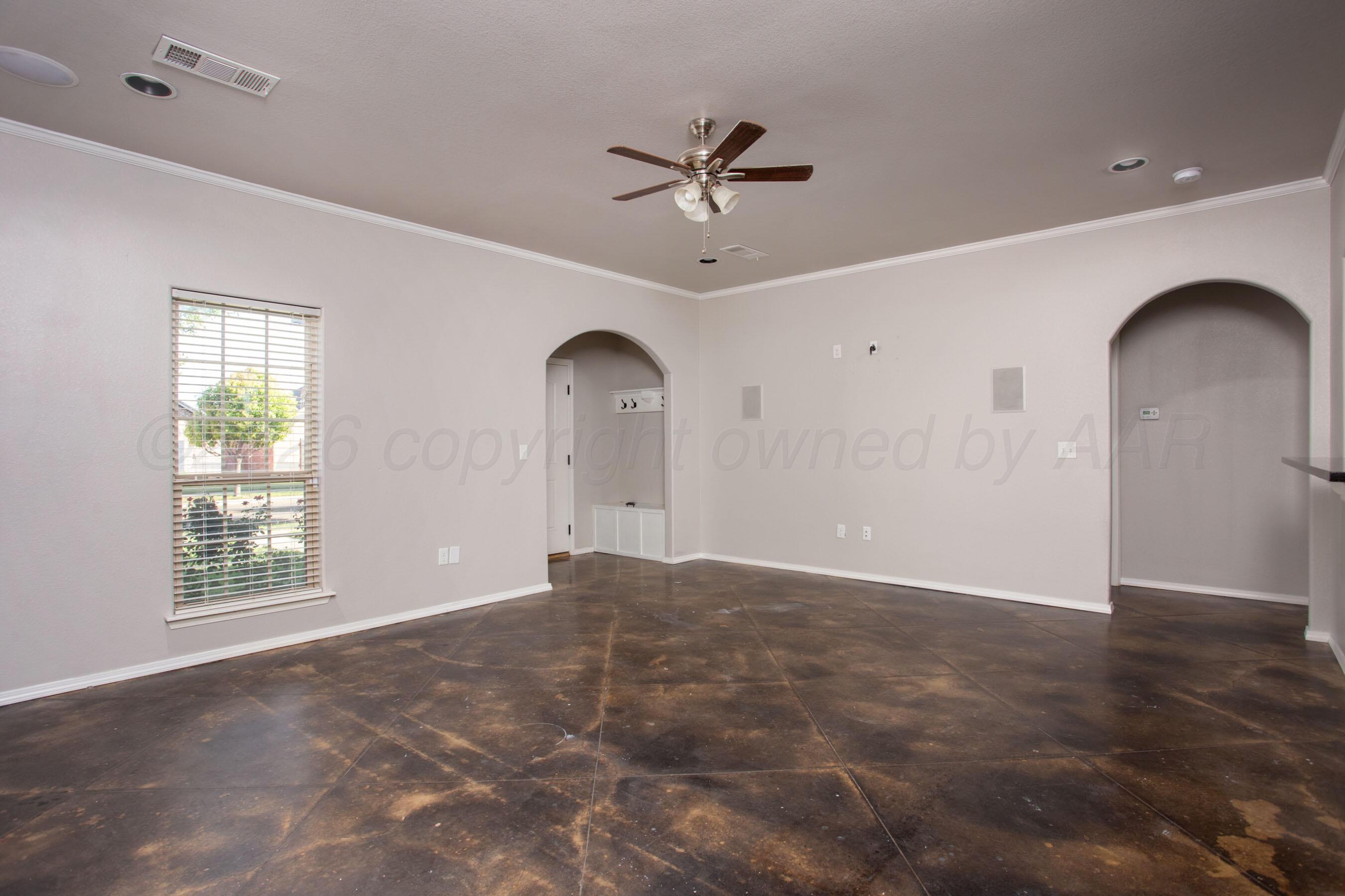 9605 Asher Avenue Property Photo 3