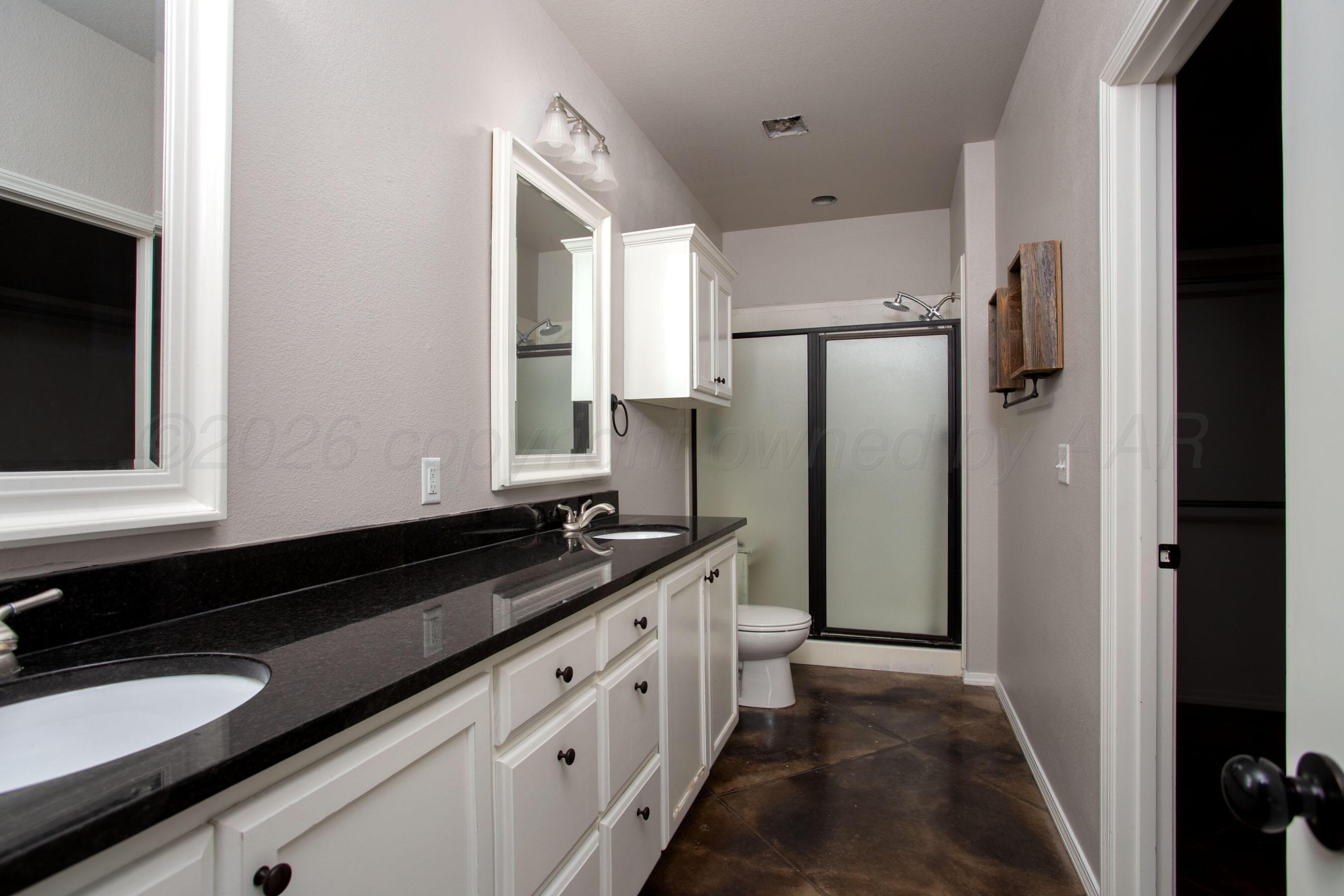 9605 Asher Avenue Property Photo 14