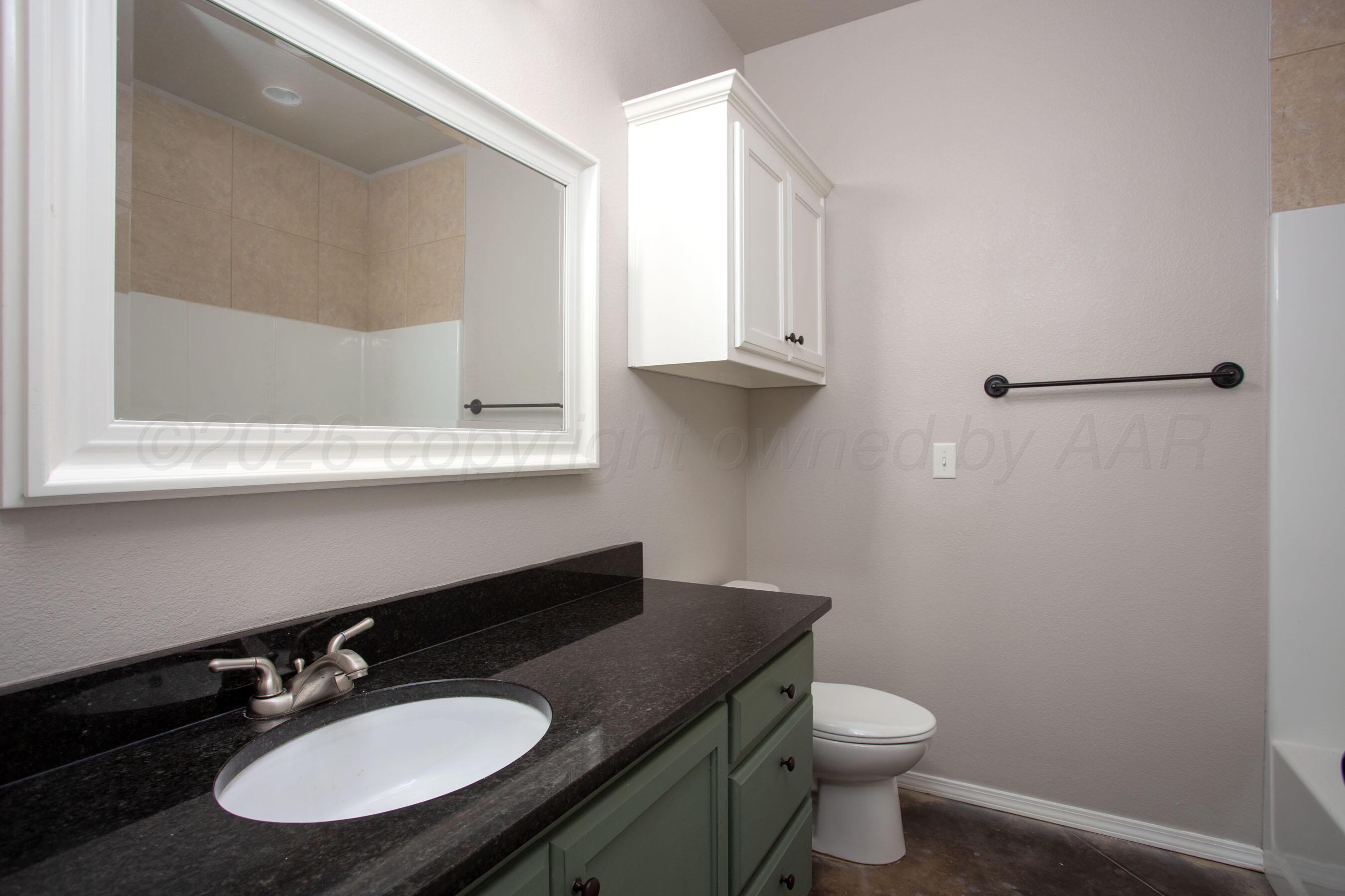 9605 Asher Avenue Property Photo 18