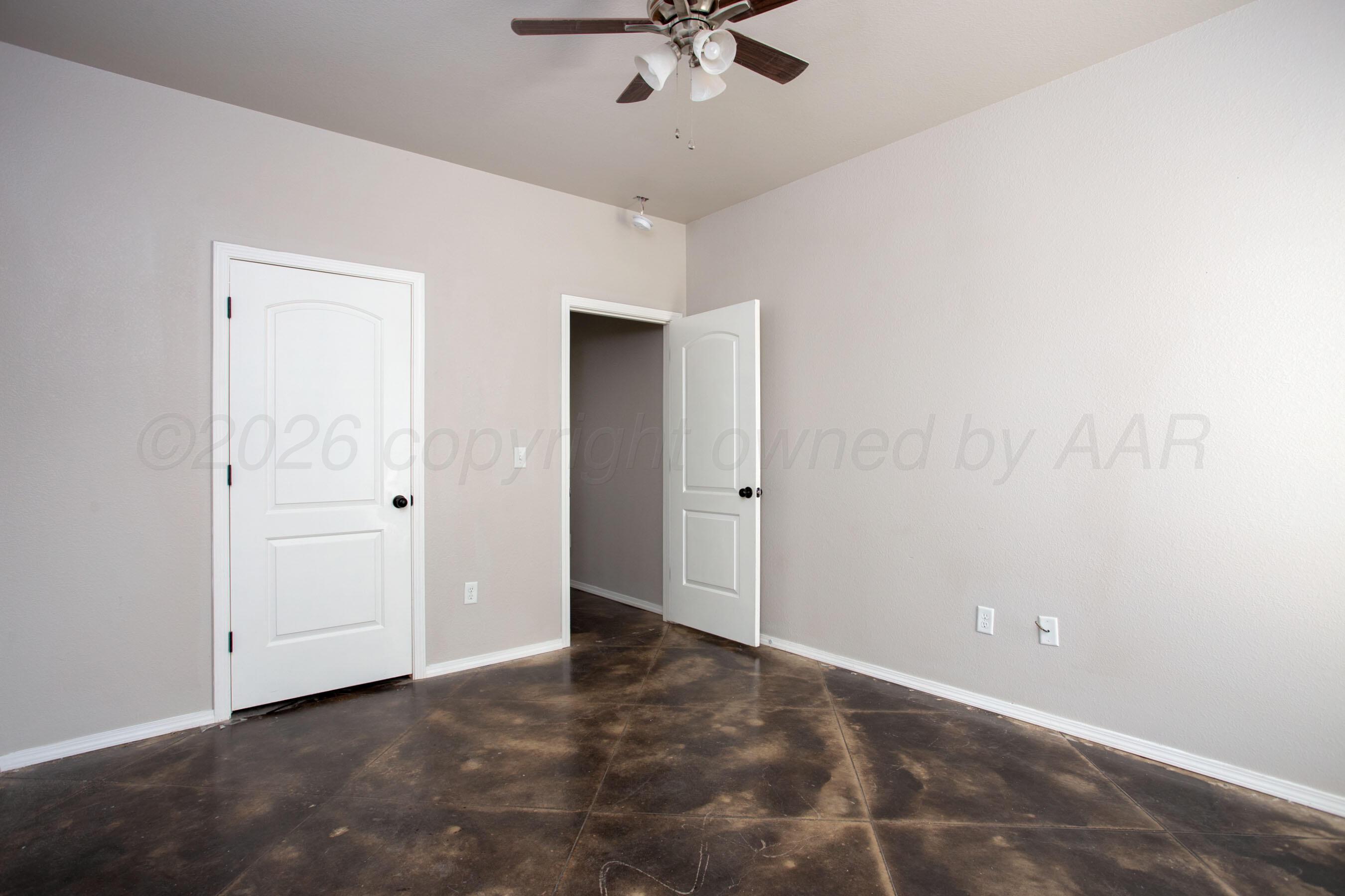 9605 Asher Avenue Property Photo 20