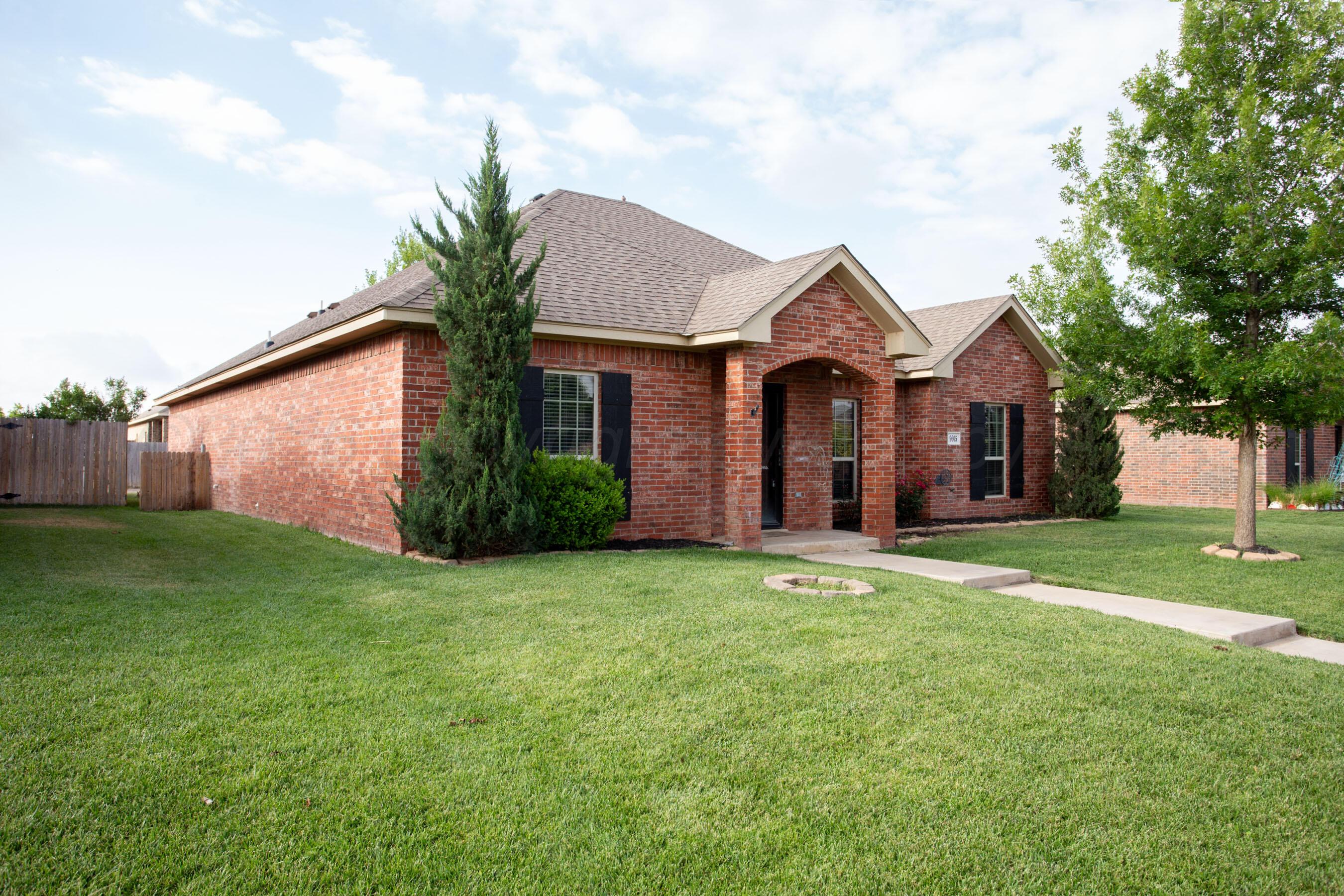 9605 Asher Avenue Property Photo 26