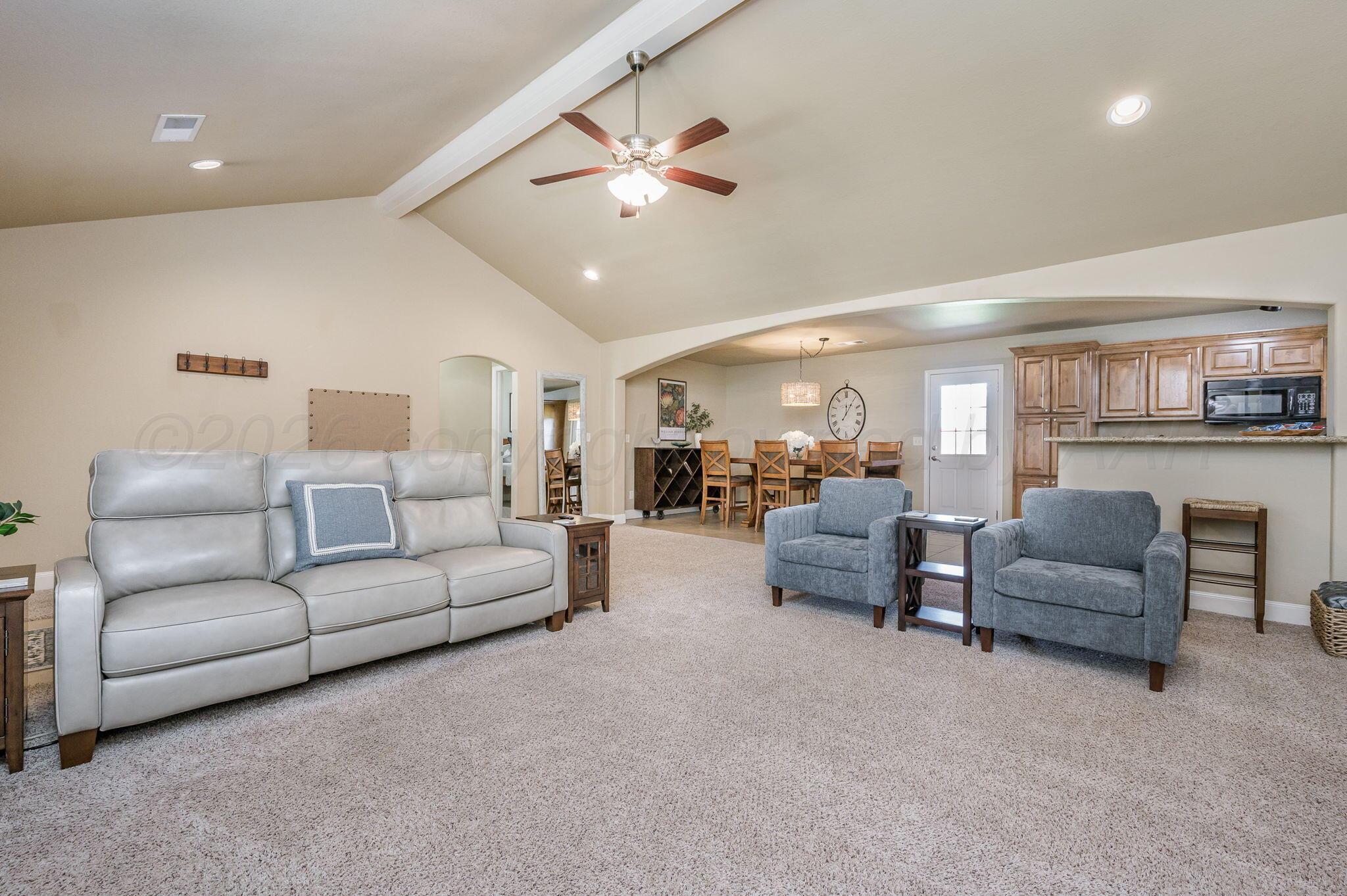3914 Durham Drive Property Photo 4