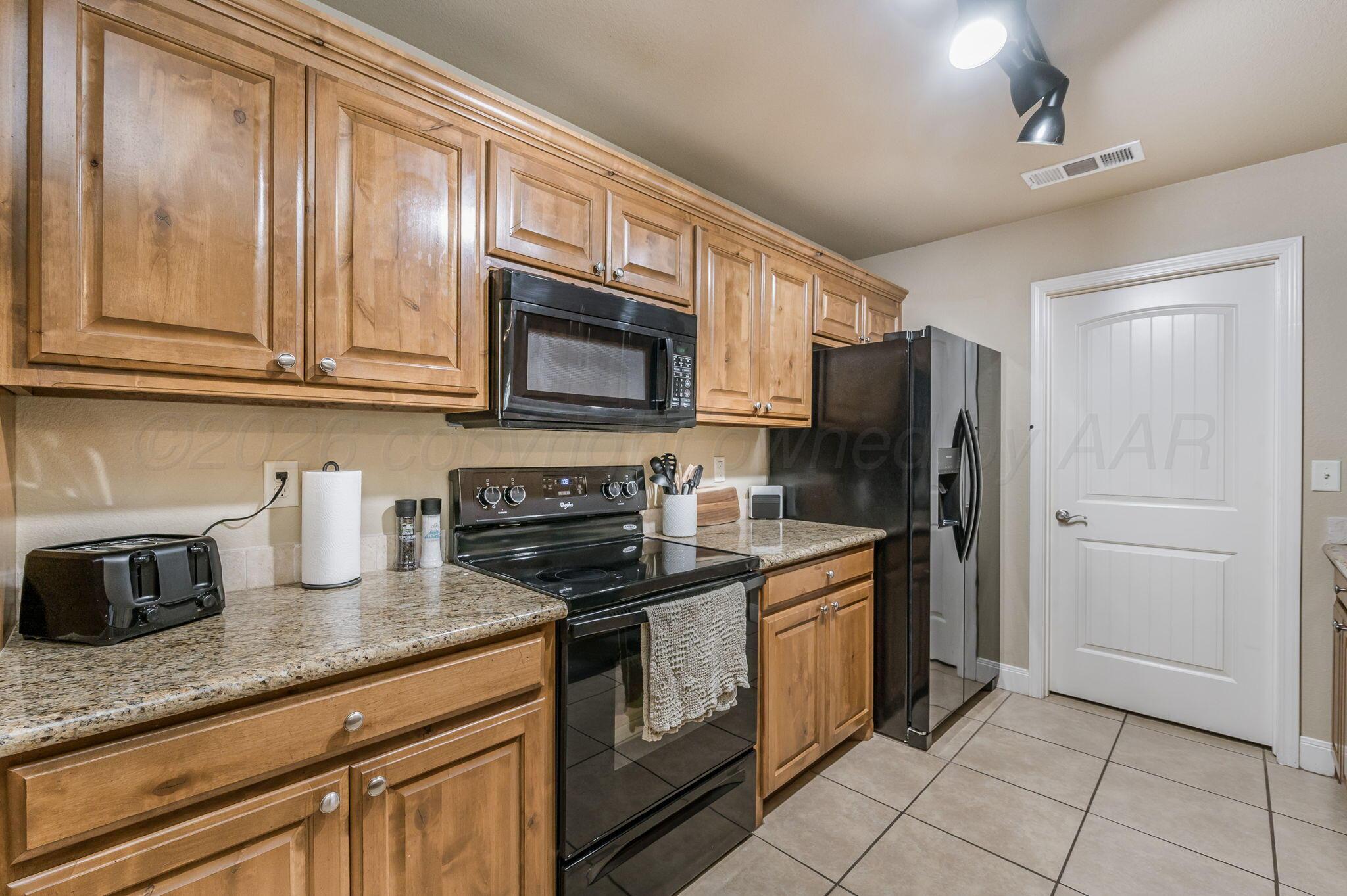 3914 Durham Drive Property Photo 7