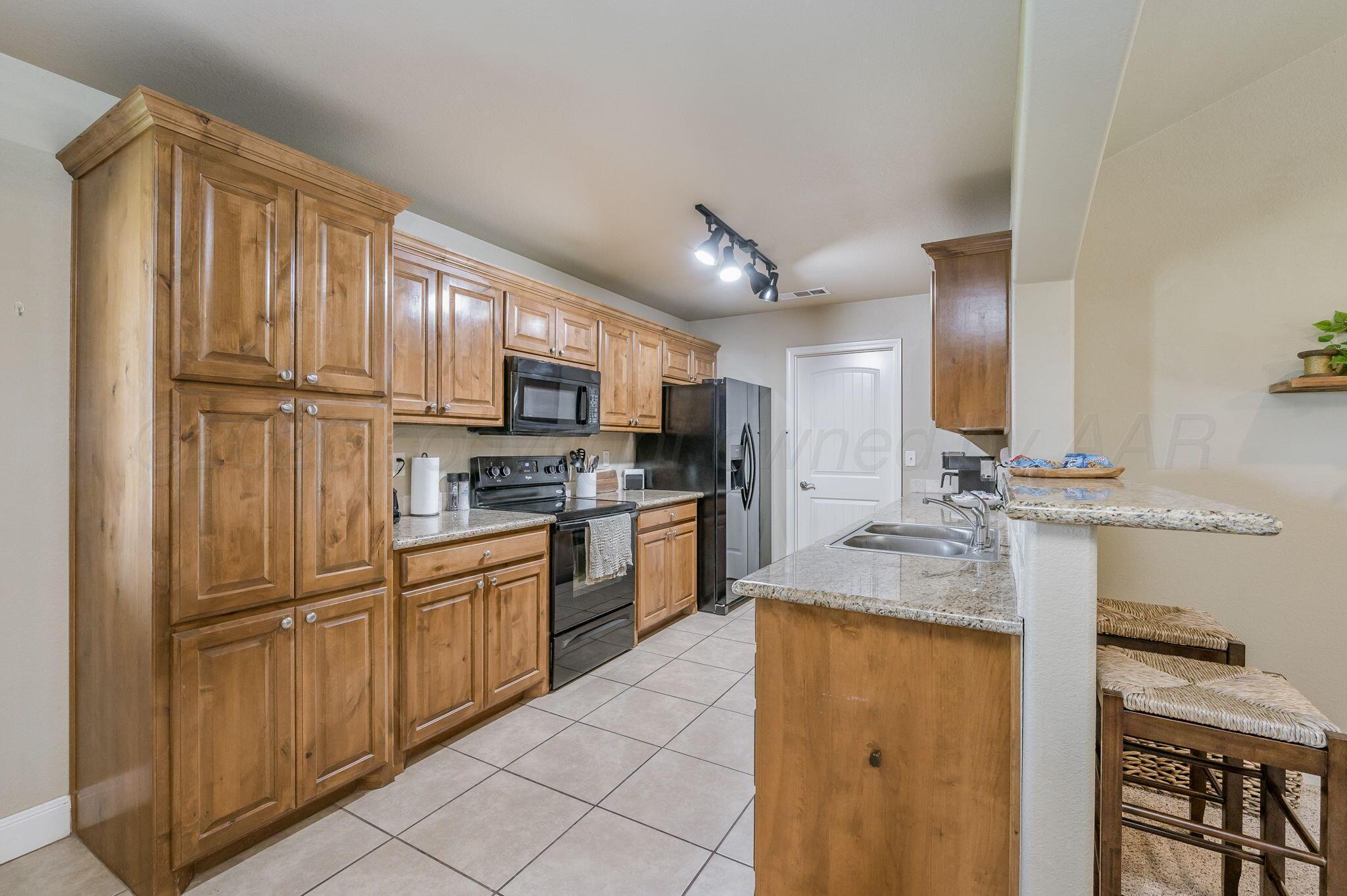 3914 Durham Drive Property Photo 8