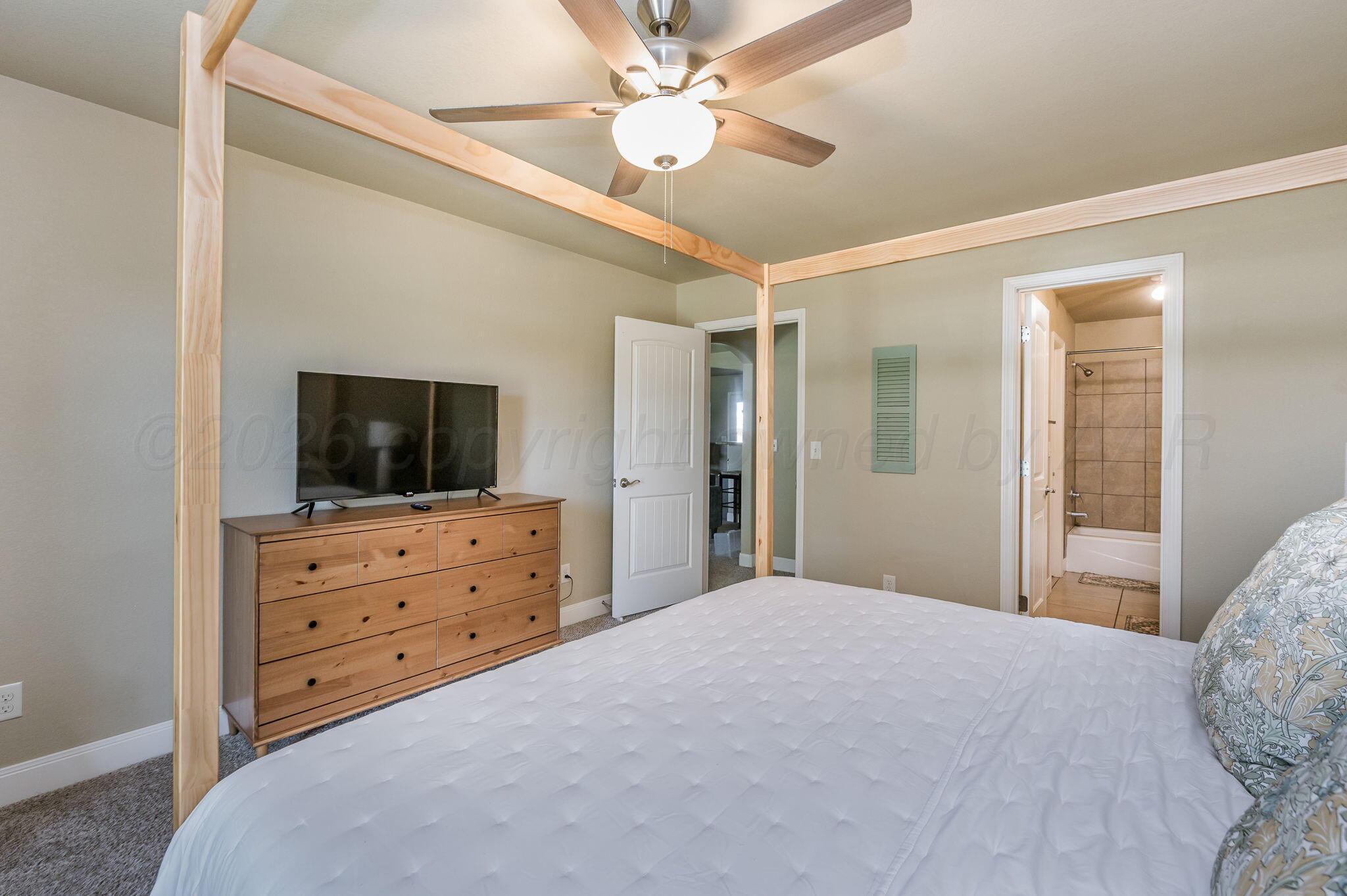 3914 Durham Drive Property Photo 11