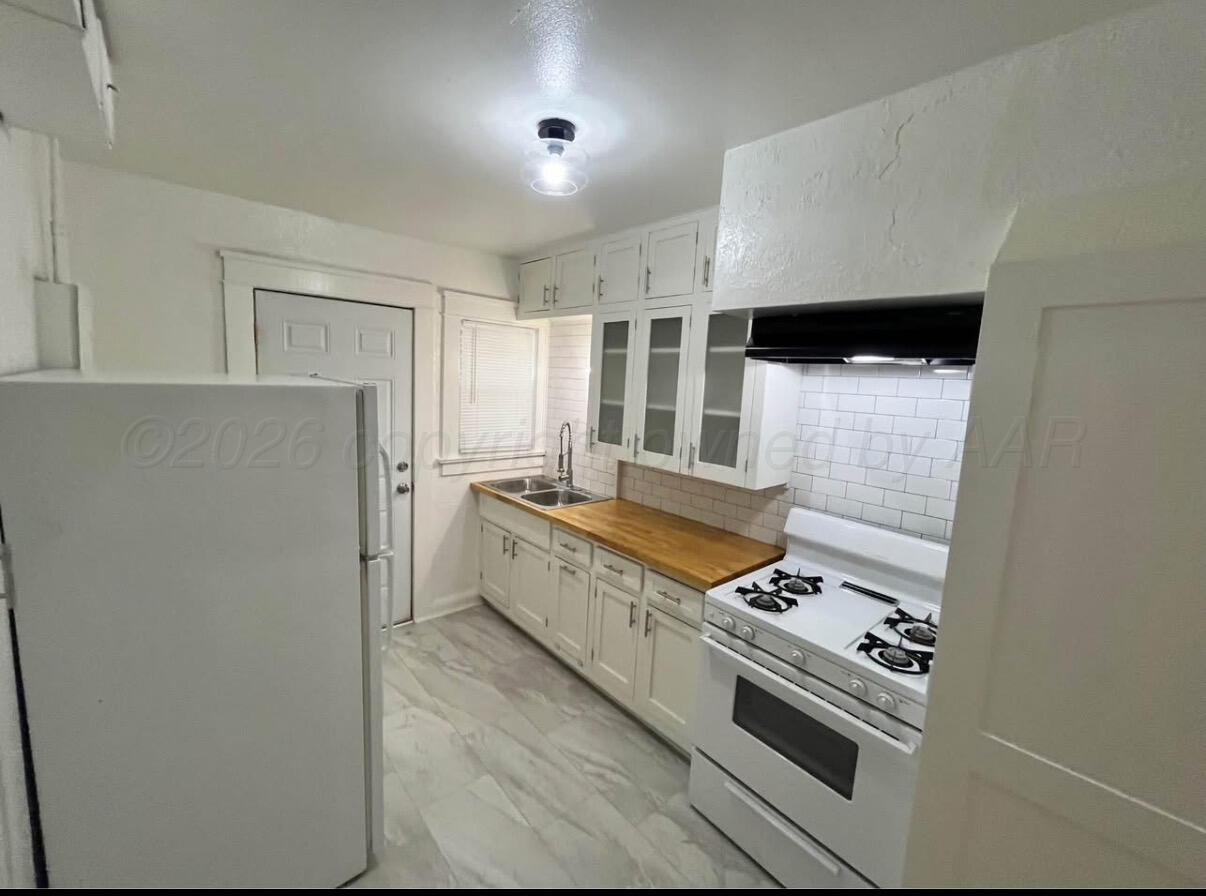 701 Sw 15th Avenue Property Photo 4