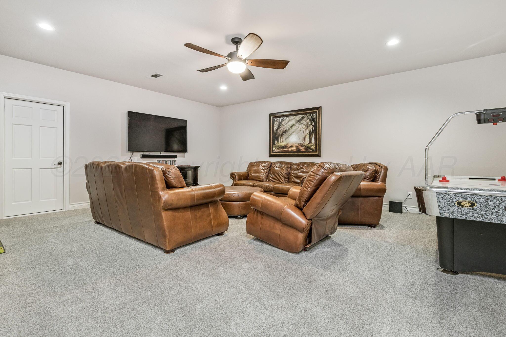 7805 Clearmeadow Drive Property Photo 26