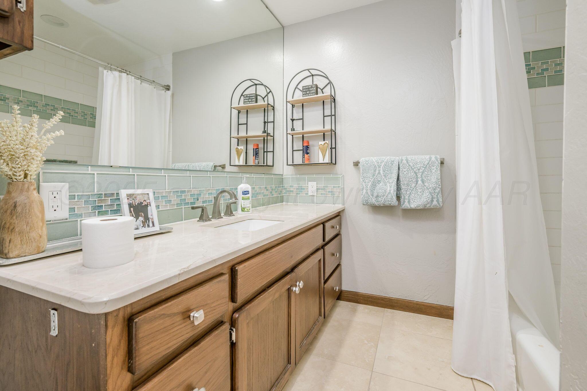 170 Dolphin Terrace Property Photo 40