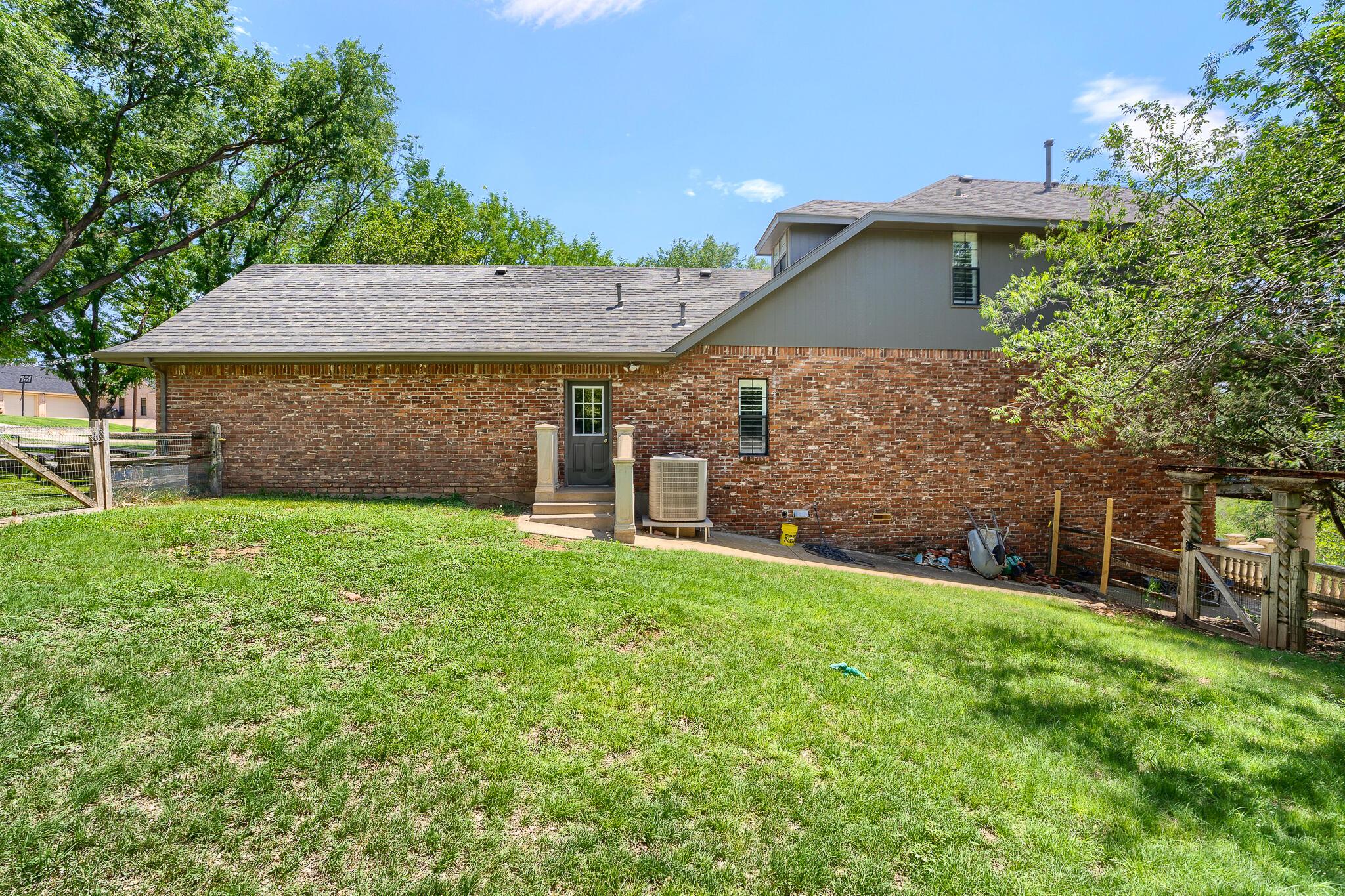 170 Dolphin Terrace Property Photo 61