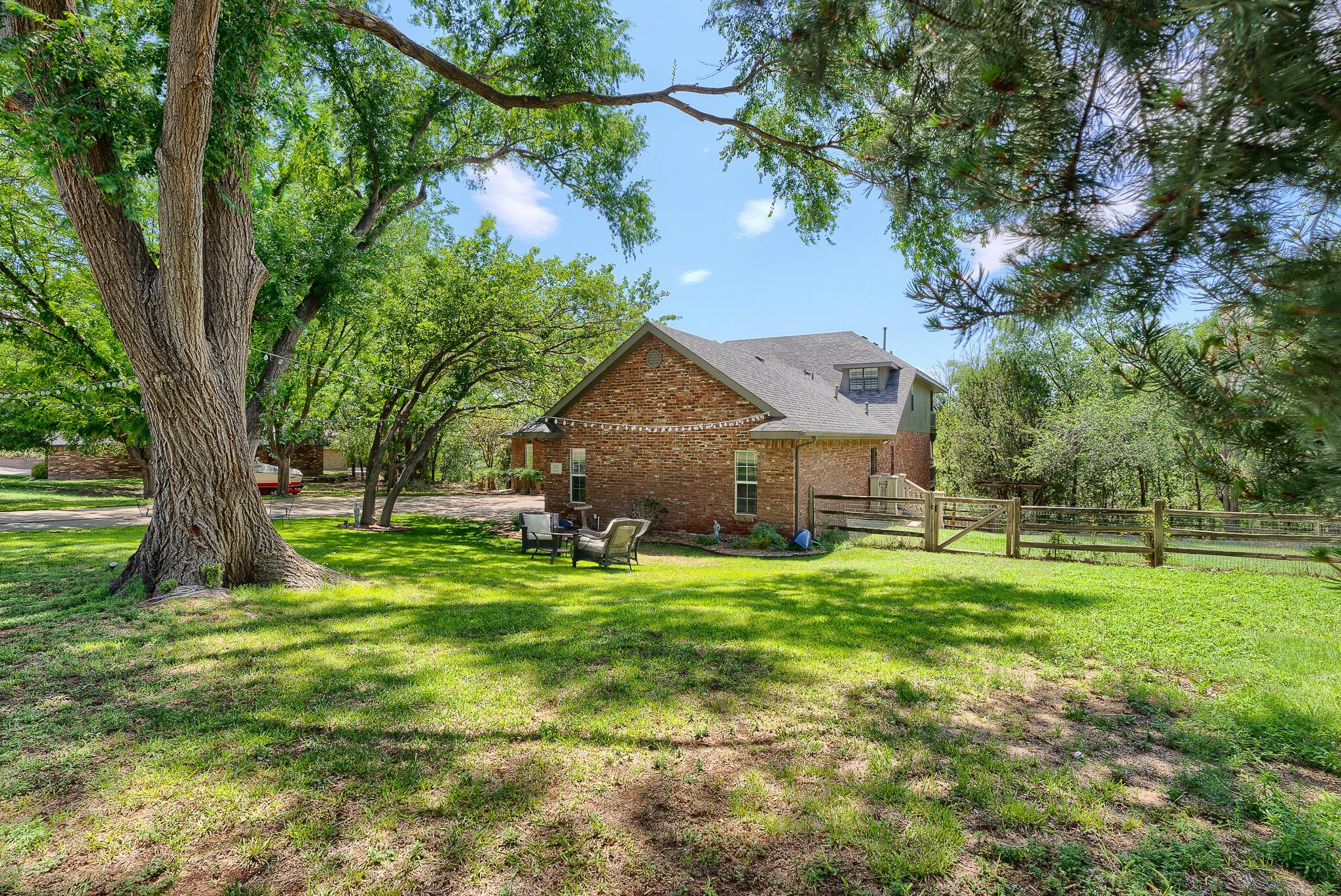 170 Dolphin Terrace Property Photo 62