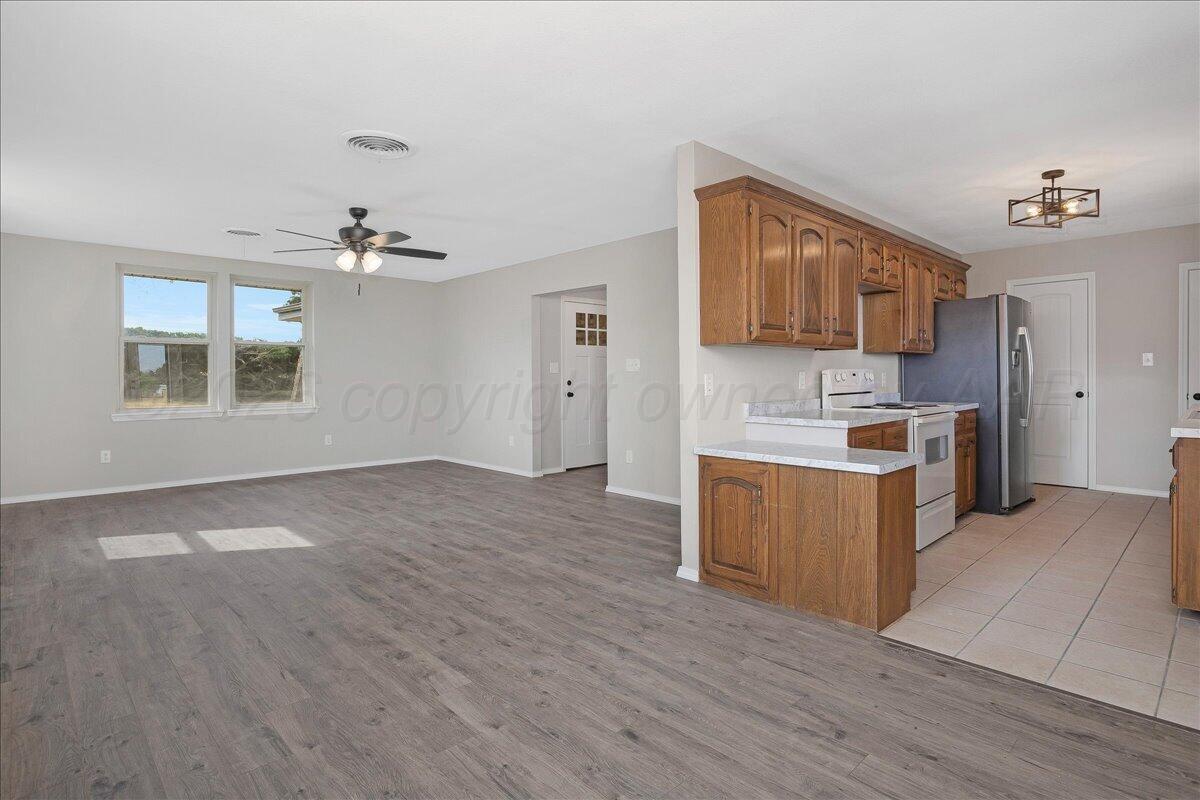 122 Racine Trail Property Photo 3