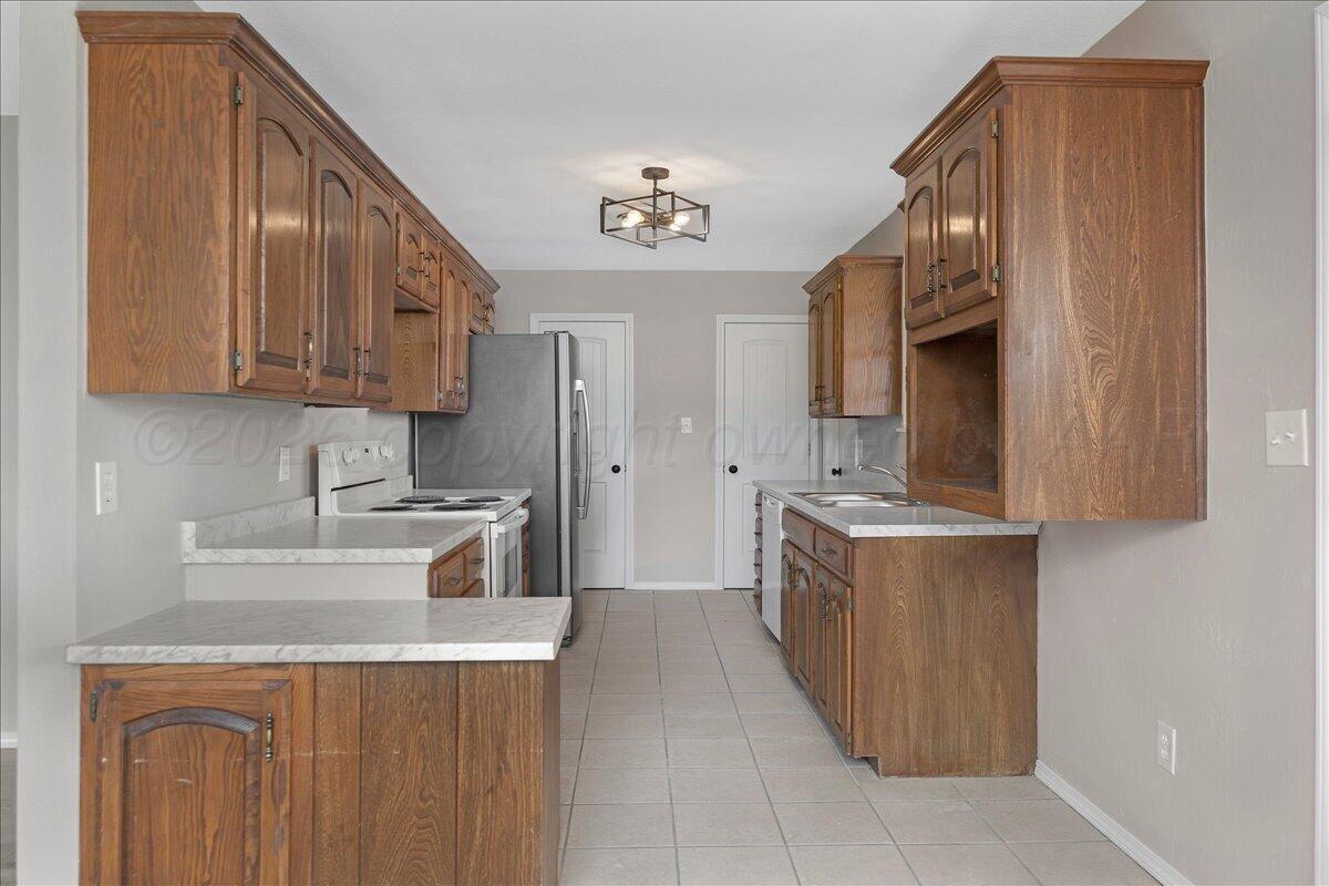 122 Racine Trail Property Photo 6