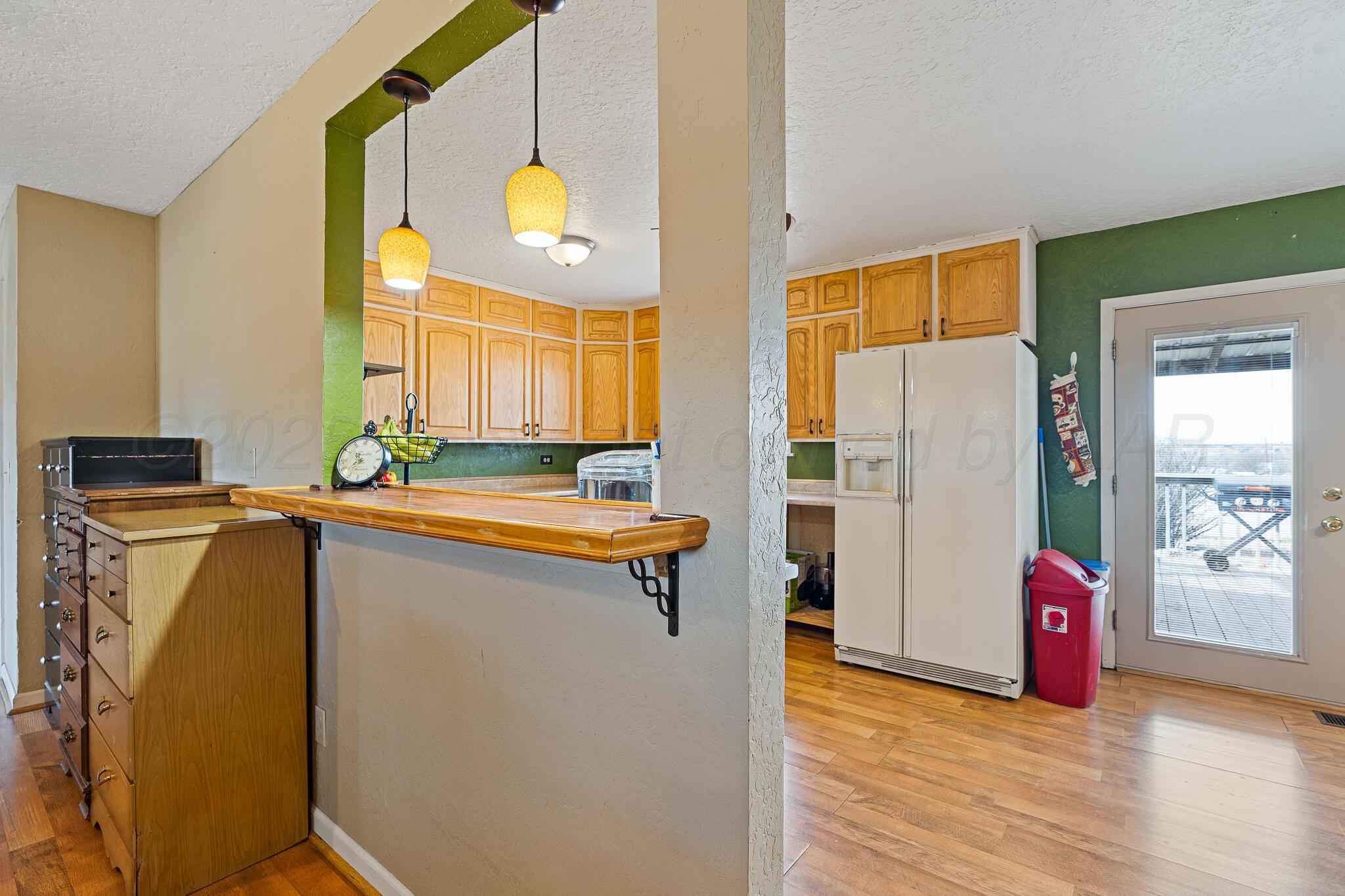 1108 Hawley Street Property Photo 10