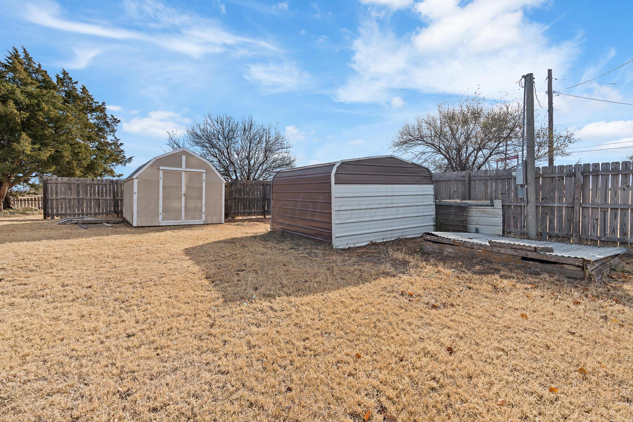 1108 Hawley Street Property Photo 26