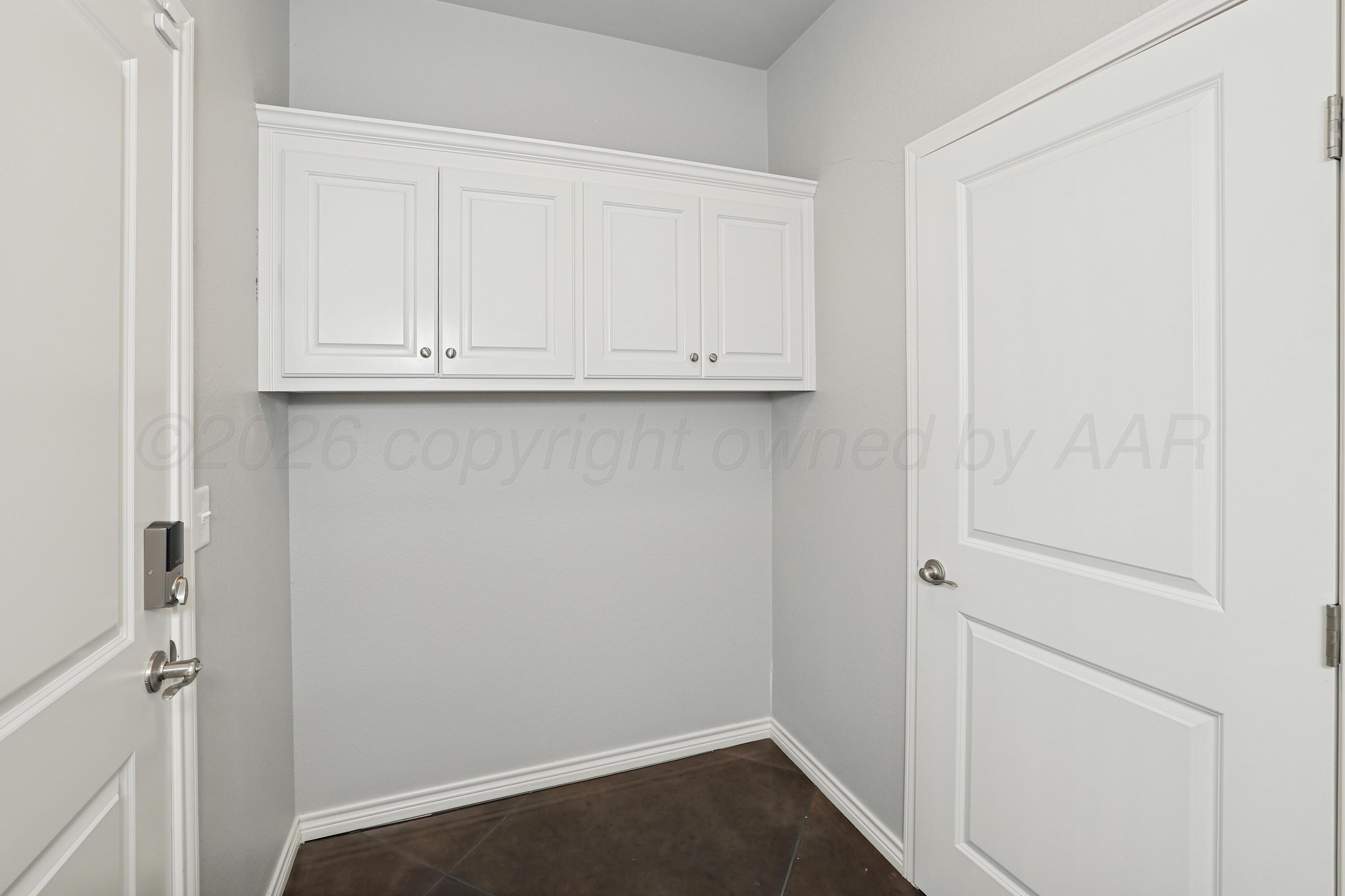 9910 Hartnett Court Property Photo 28