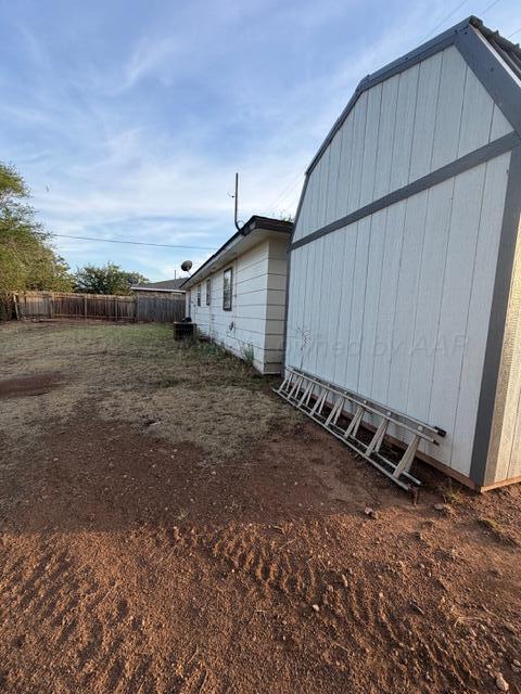 802 N Arizona Street Property Photo 3