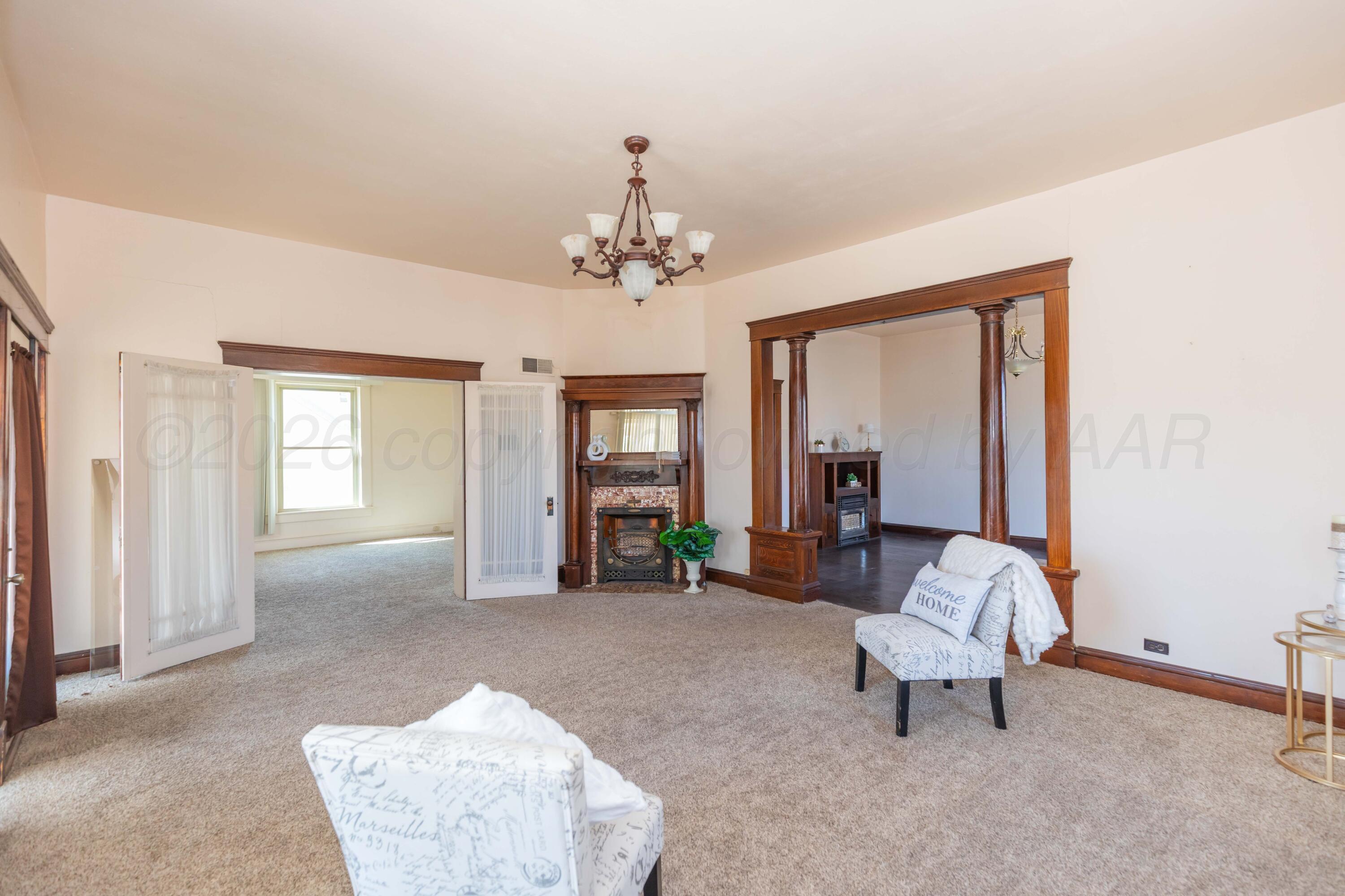 311 Jackson Avenue Property Photo 4