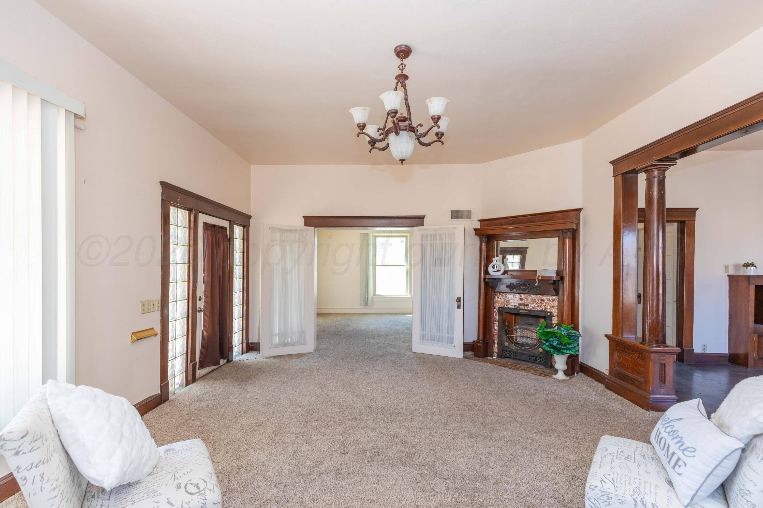311 Jackson Avenue Property Photo 5