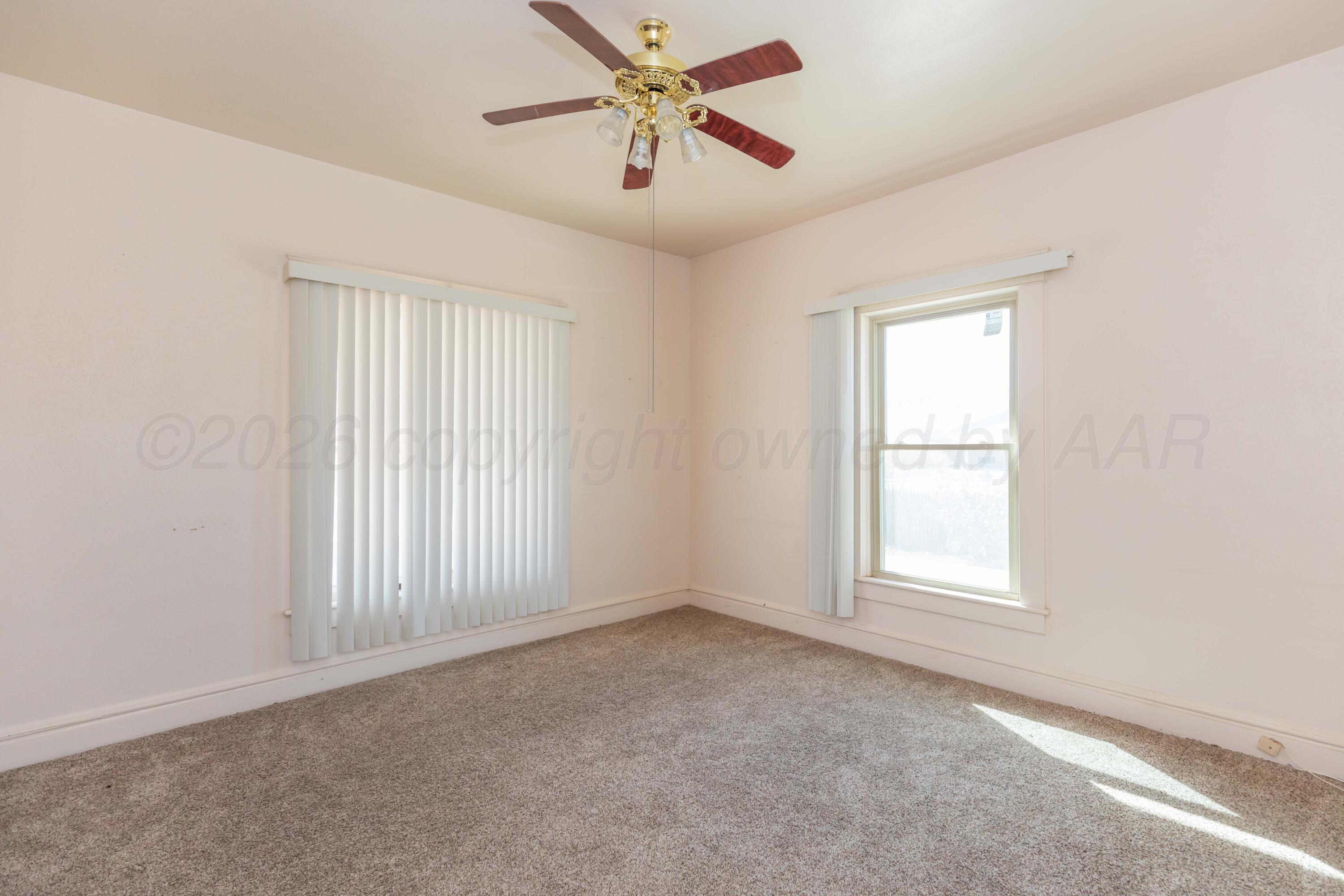 311 Jackson Avenue Property Photo 23