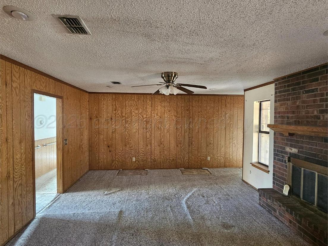 6701 Brookview Way Property Photo 5