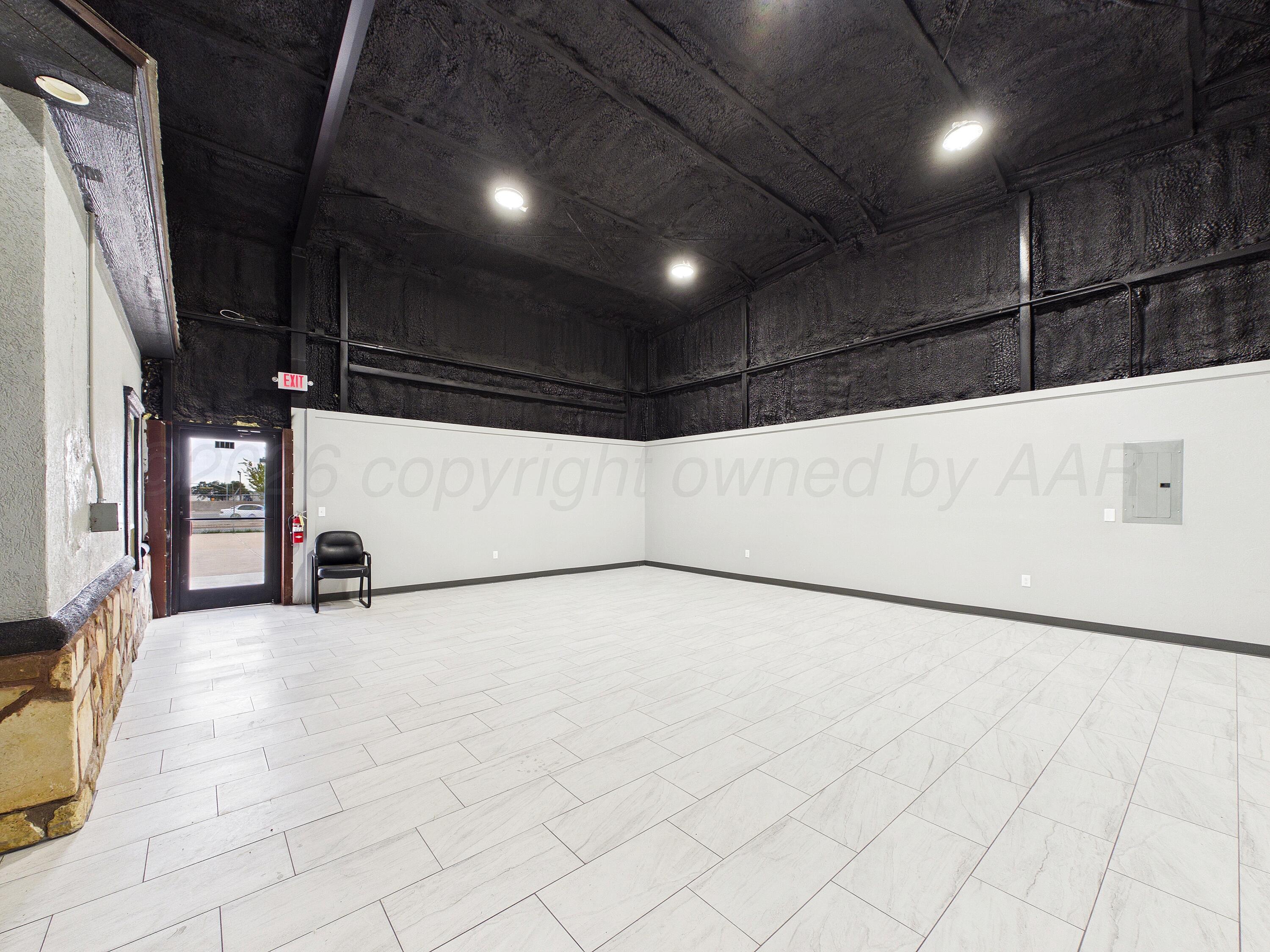 3901 E Interstate 40 Drive Property Photo 18