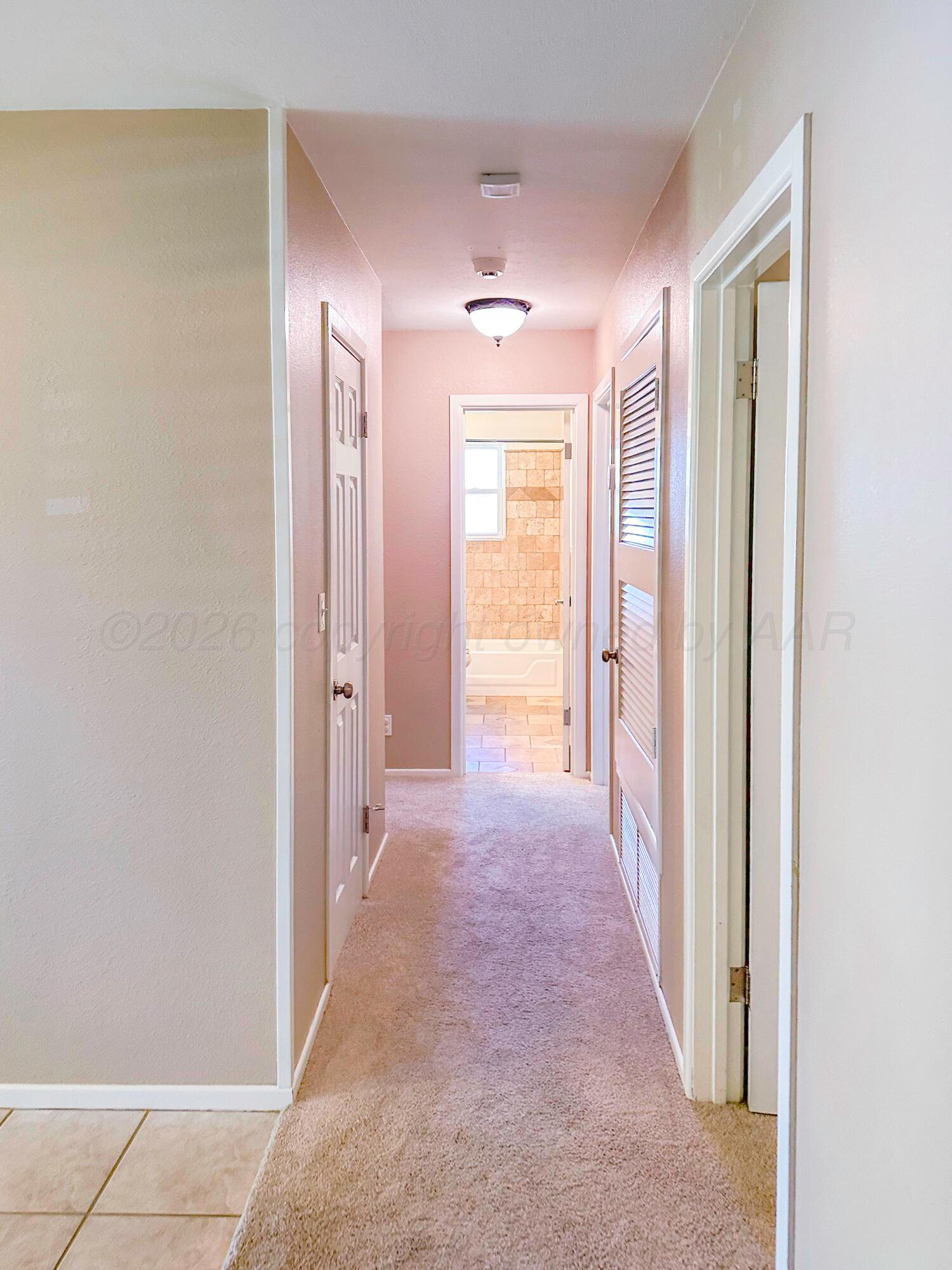 1907 Hemlock Street Property Photo 8