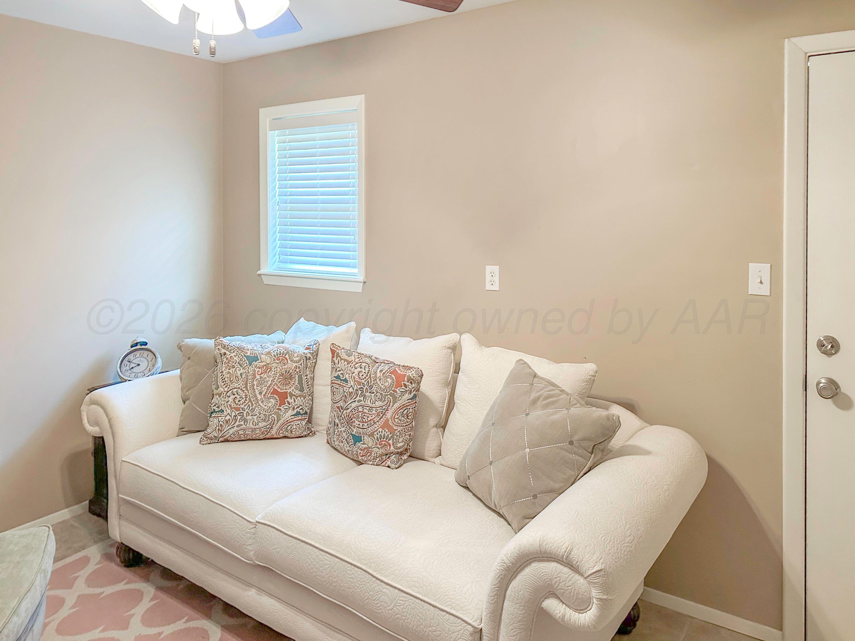 1907 Hemlock Street Property Photo 24