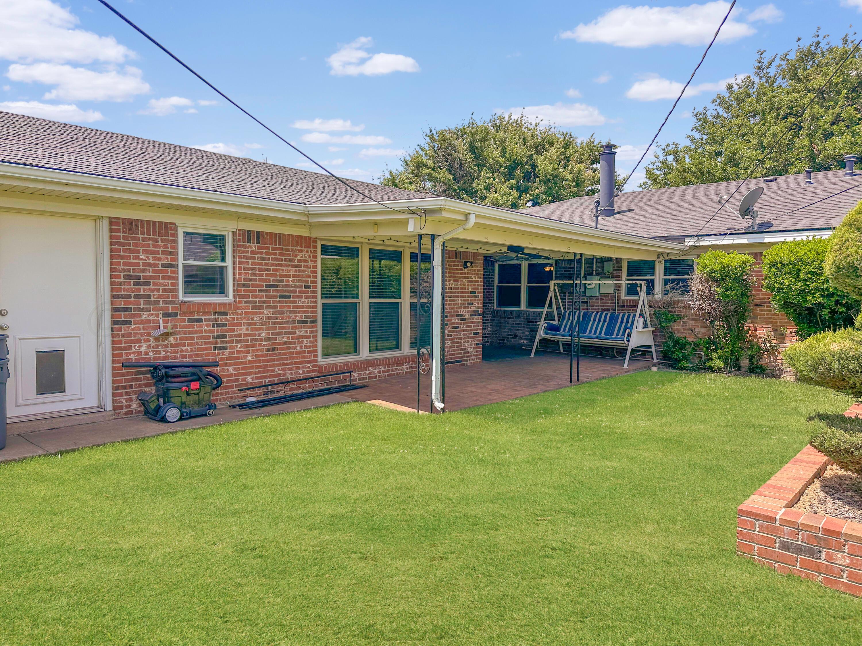 1907 Hemlock Street Property Photo 27