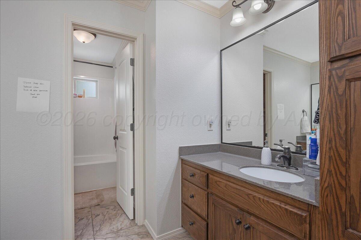 7900 London Court Property Photo 27