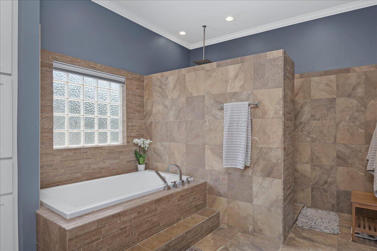 27 Carnoustie Lane Property Photo 23