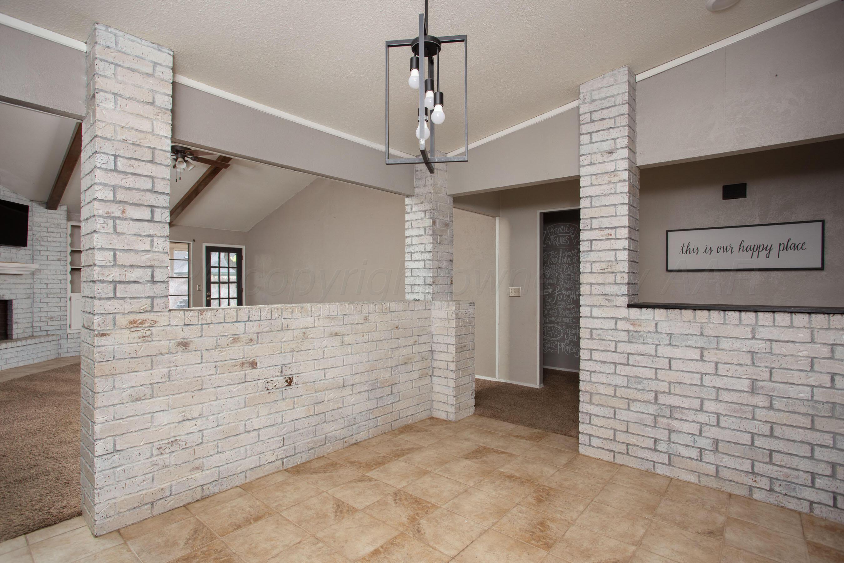 1021 Cimarron Trail Property Photo 6