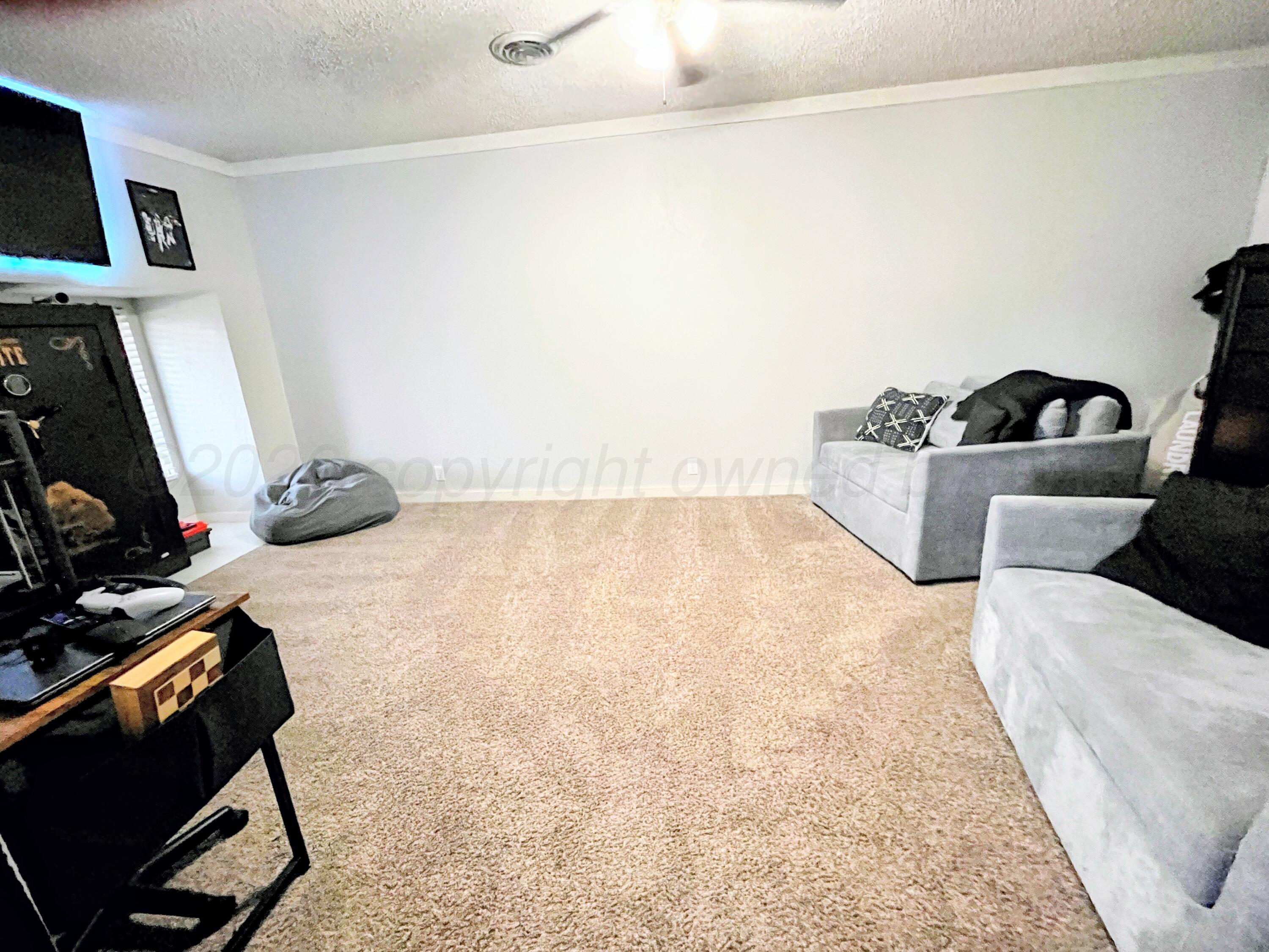 909 Michigan Street Property Photo 3