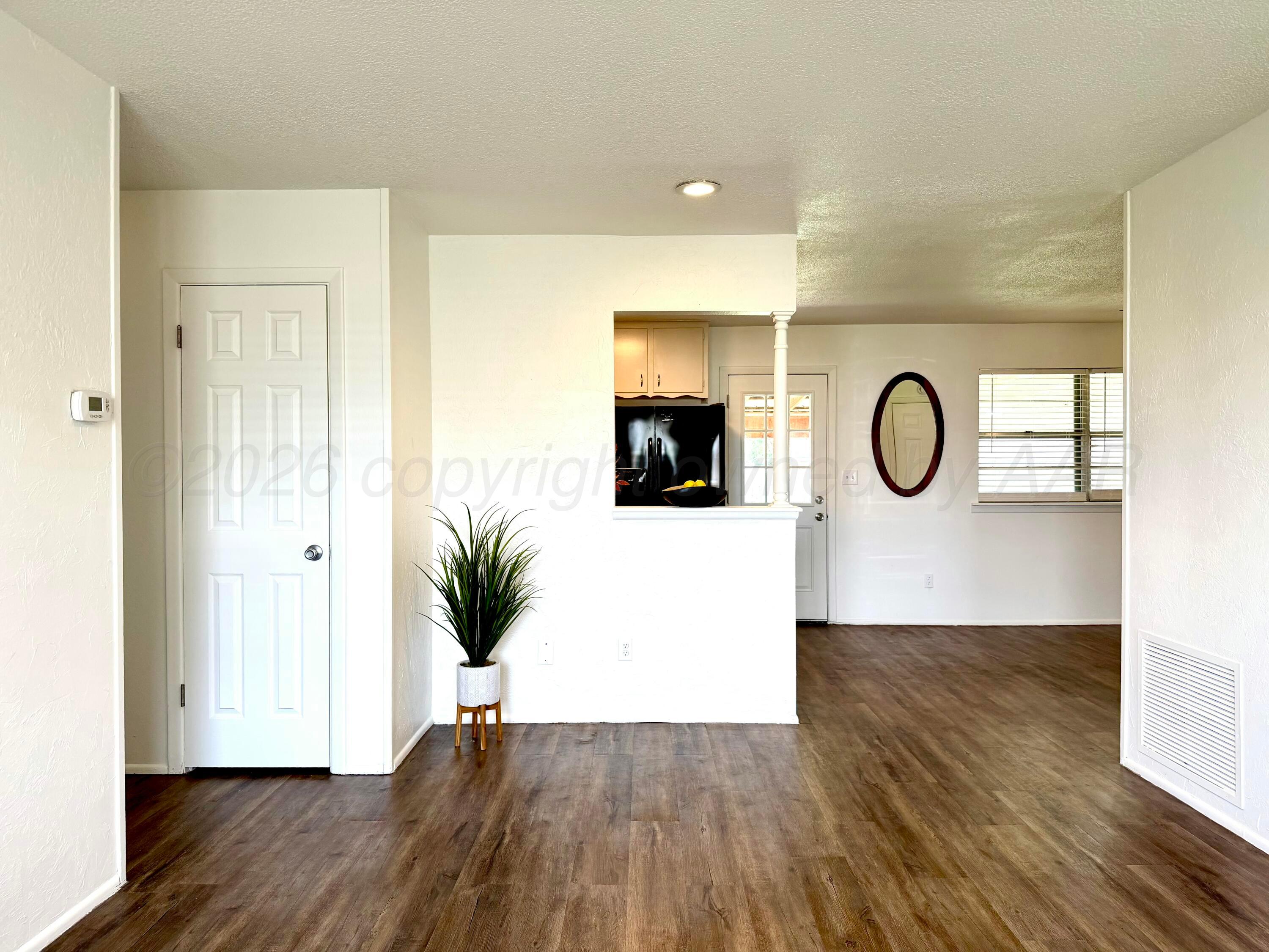 1410 Primrose Lane Property Photo 4