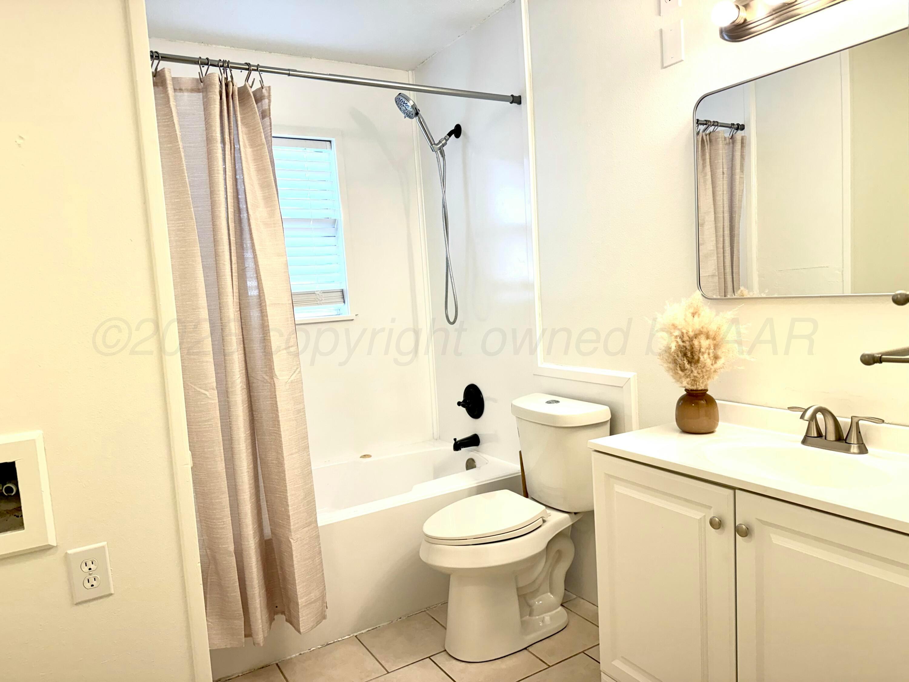 1410 Primrose Lane Property Photo 11