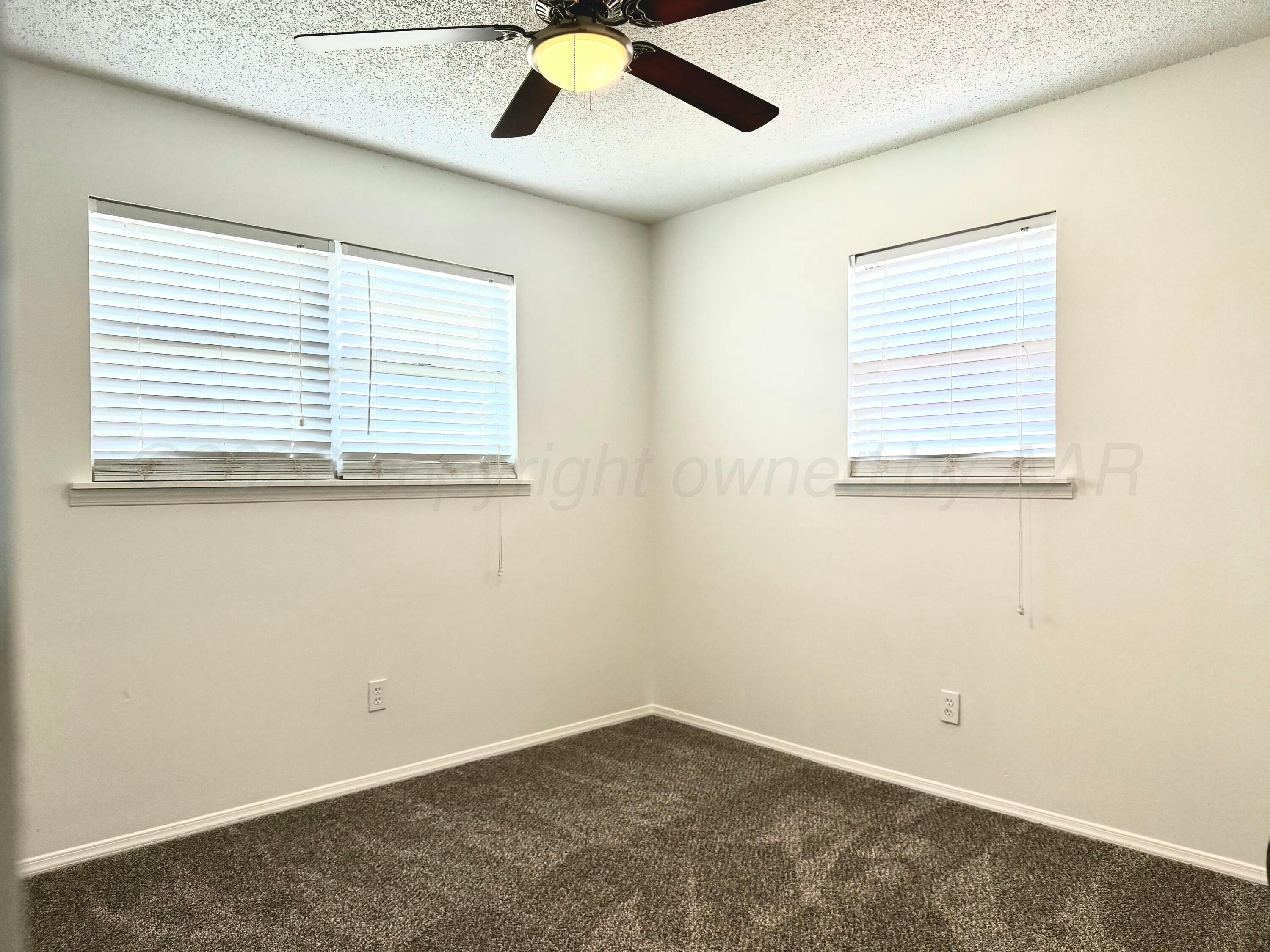 1410 Primrose Lane Property Photo 14