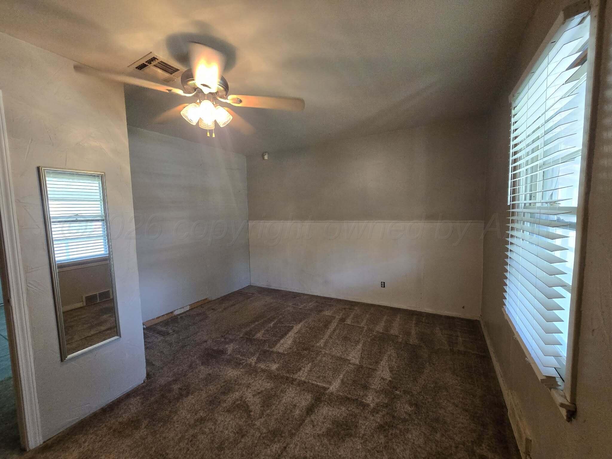 1619 N Highland Property Photo 11