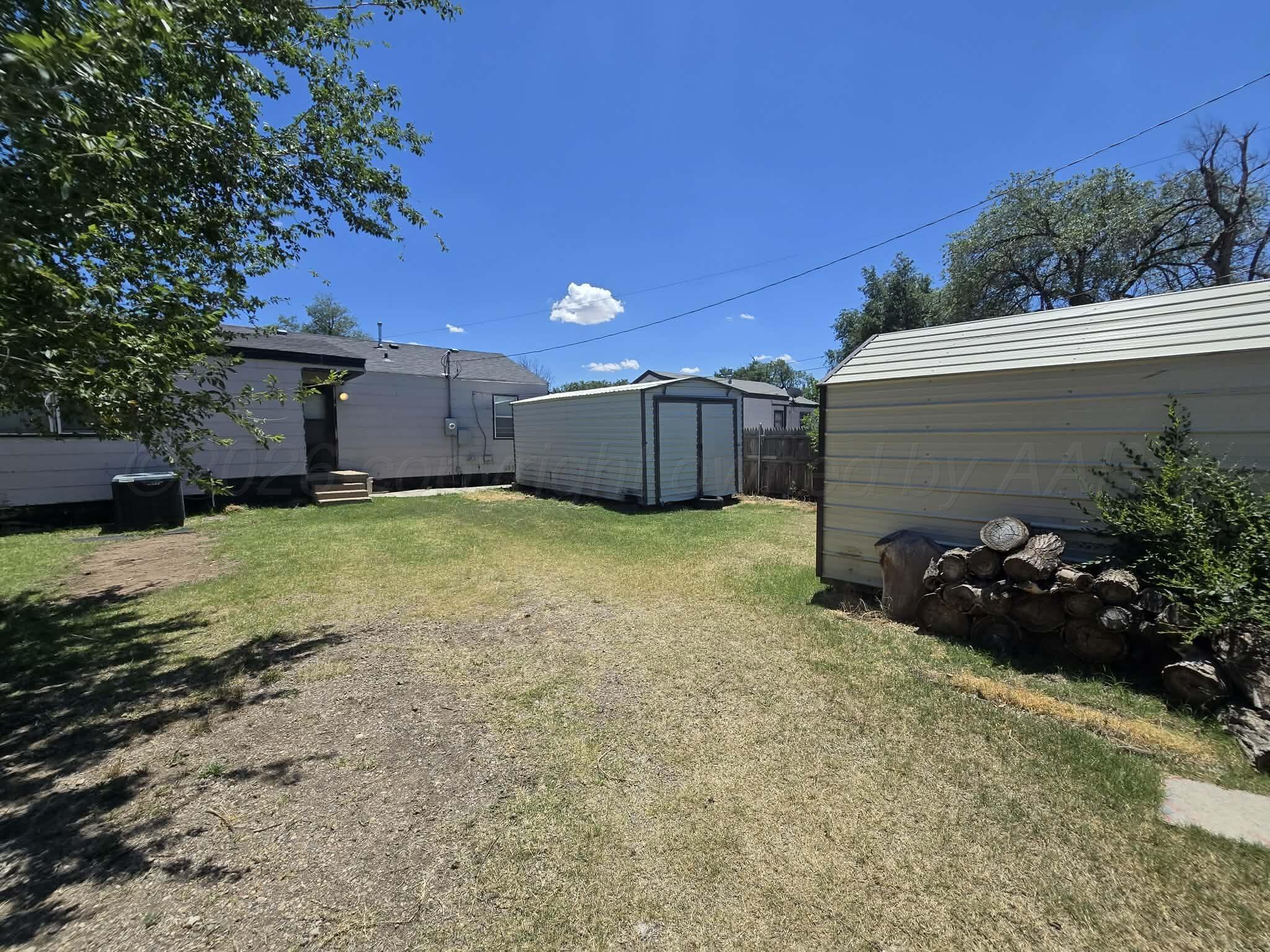 1619 N Highland Property Photo 13