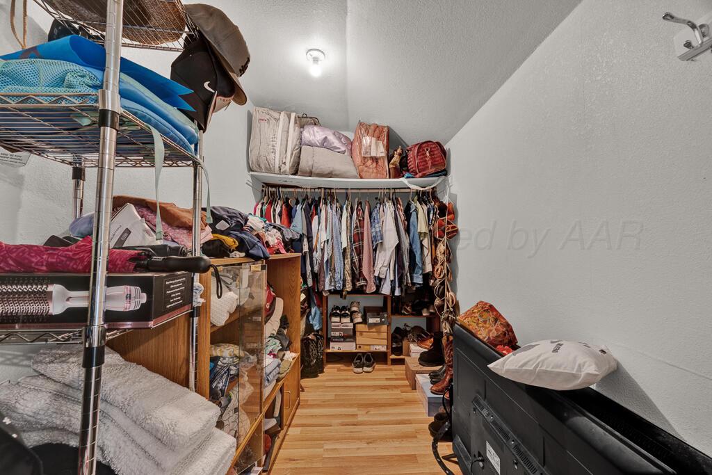 2406 Brook Avenue Property Photo 13