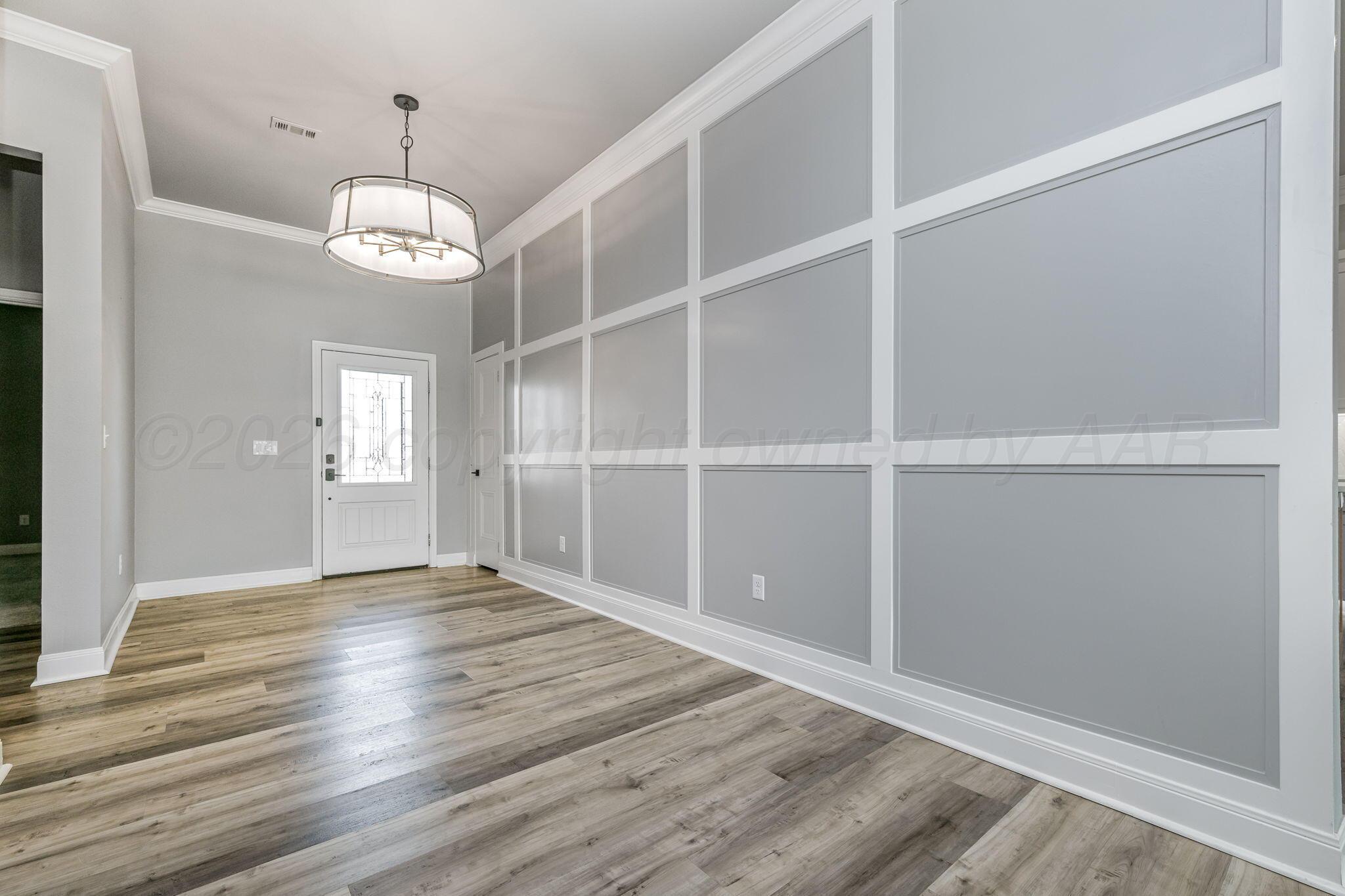 5809 Sheridan Street Property Photo 5