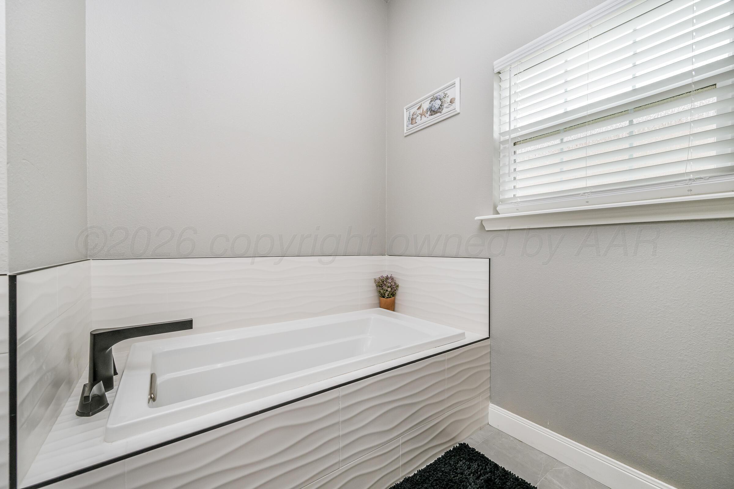 5809 Sheridan Street Property Photo 18