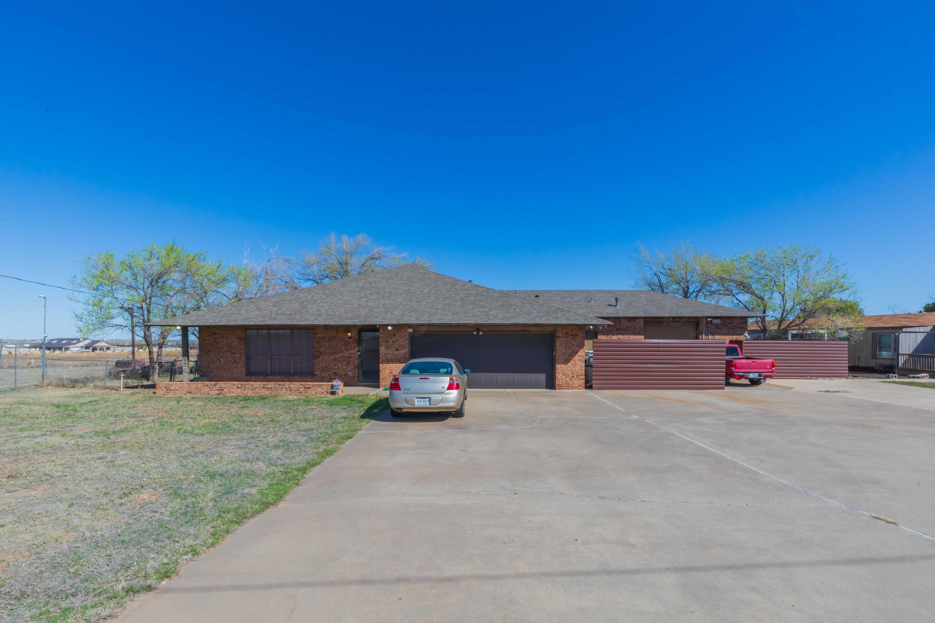 3501 E Hastings Avenue Property Photo 1