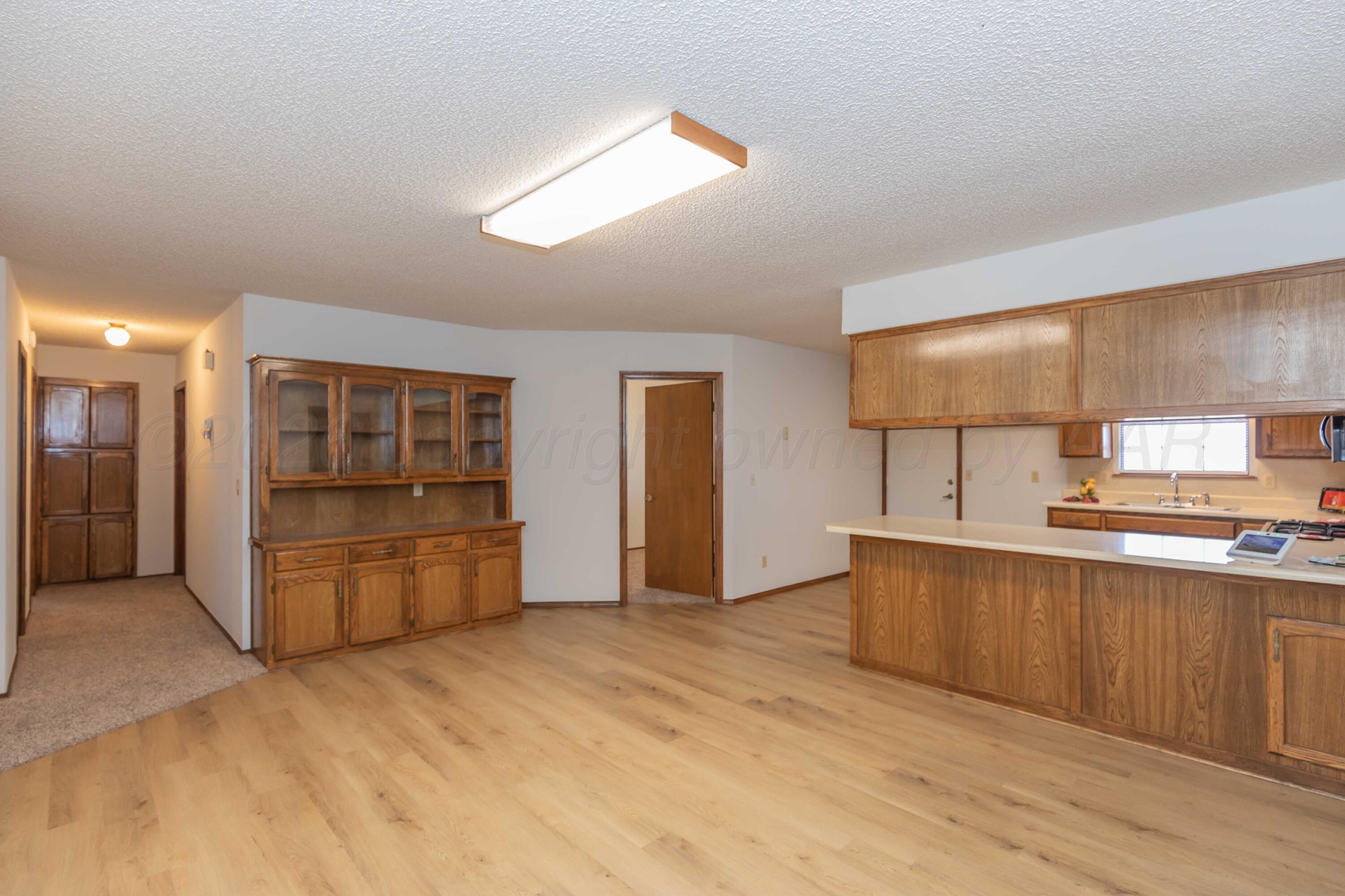 3501 E Hastings Avenue Property Photo 4