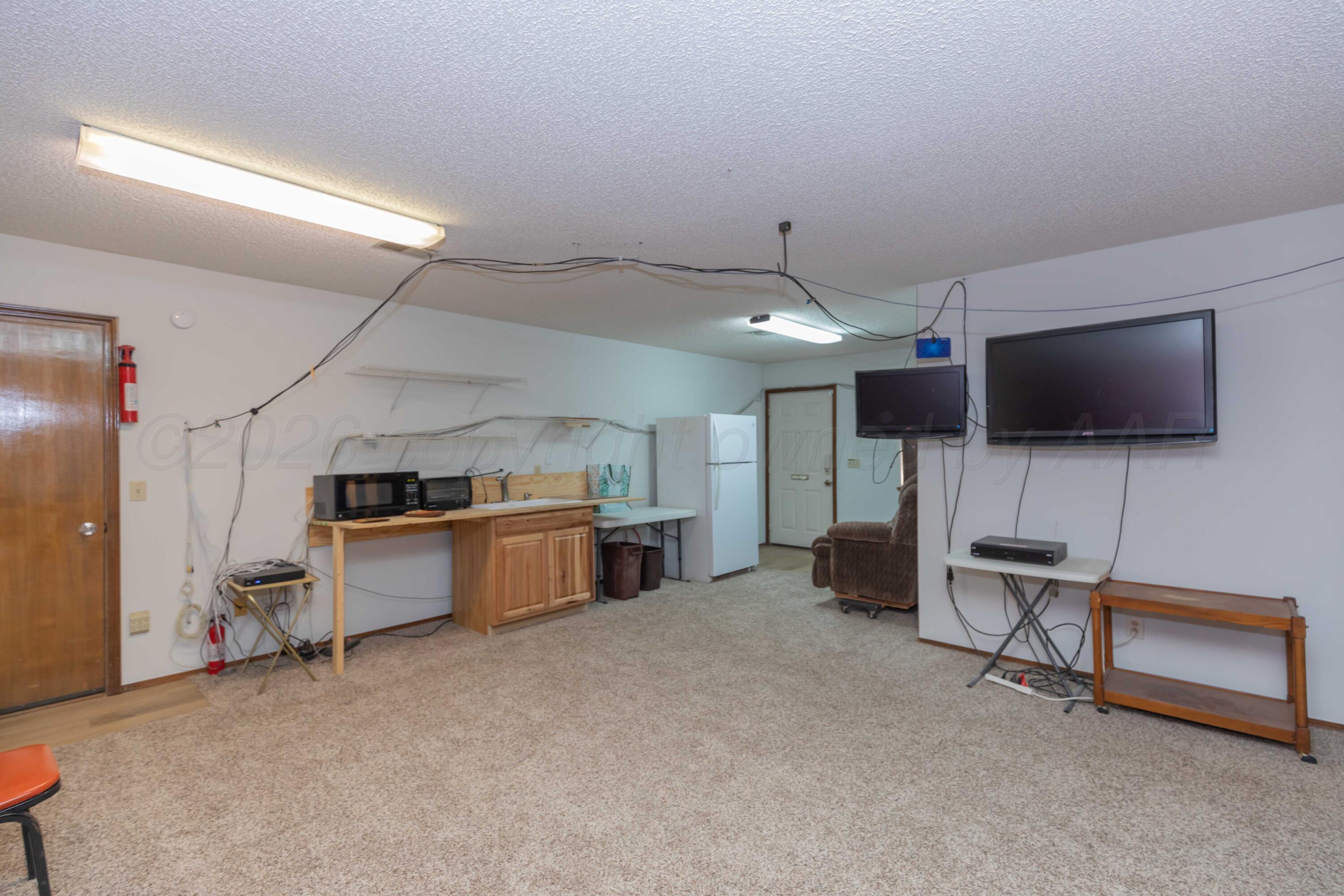 3501 E Hastings Avenue Property Photo 5