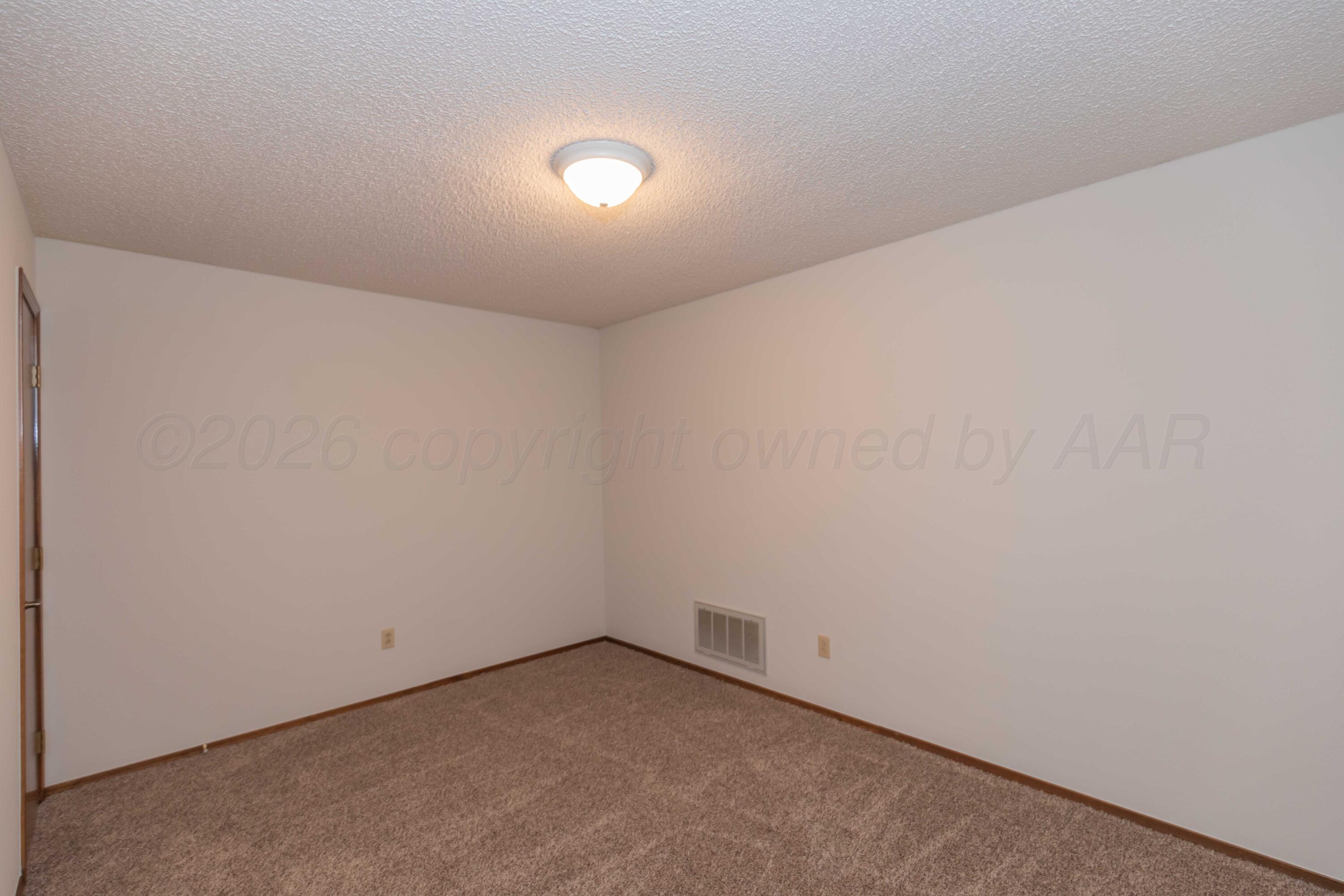 3501 E Hastings Avenue Property Photo 12